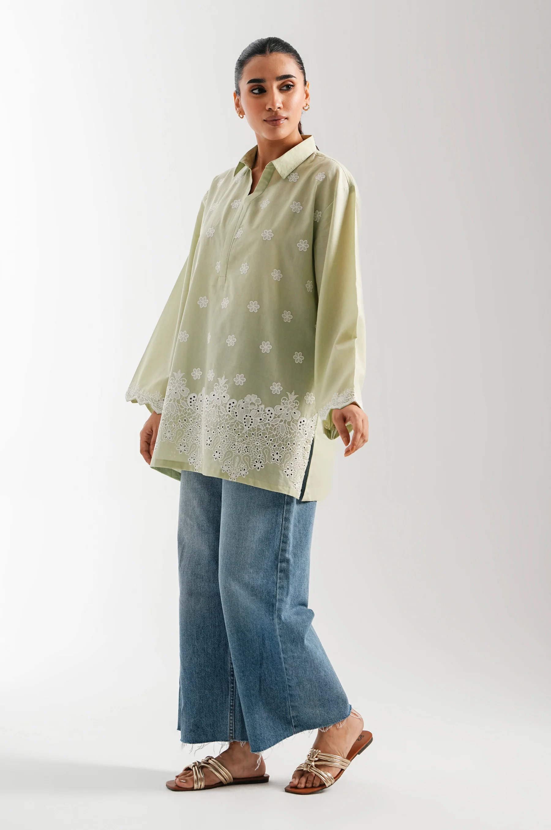 STITCHED CHIKANKARI TOP - Image 3
