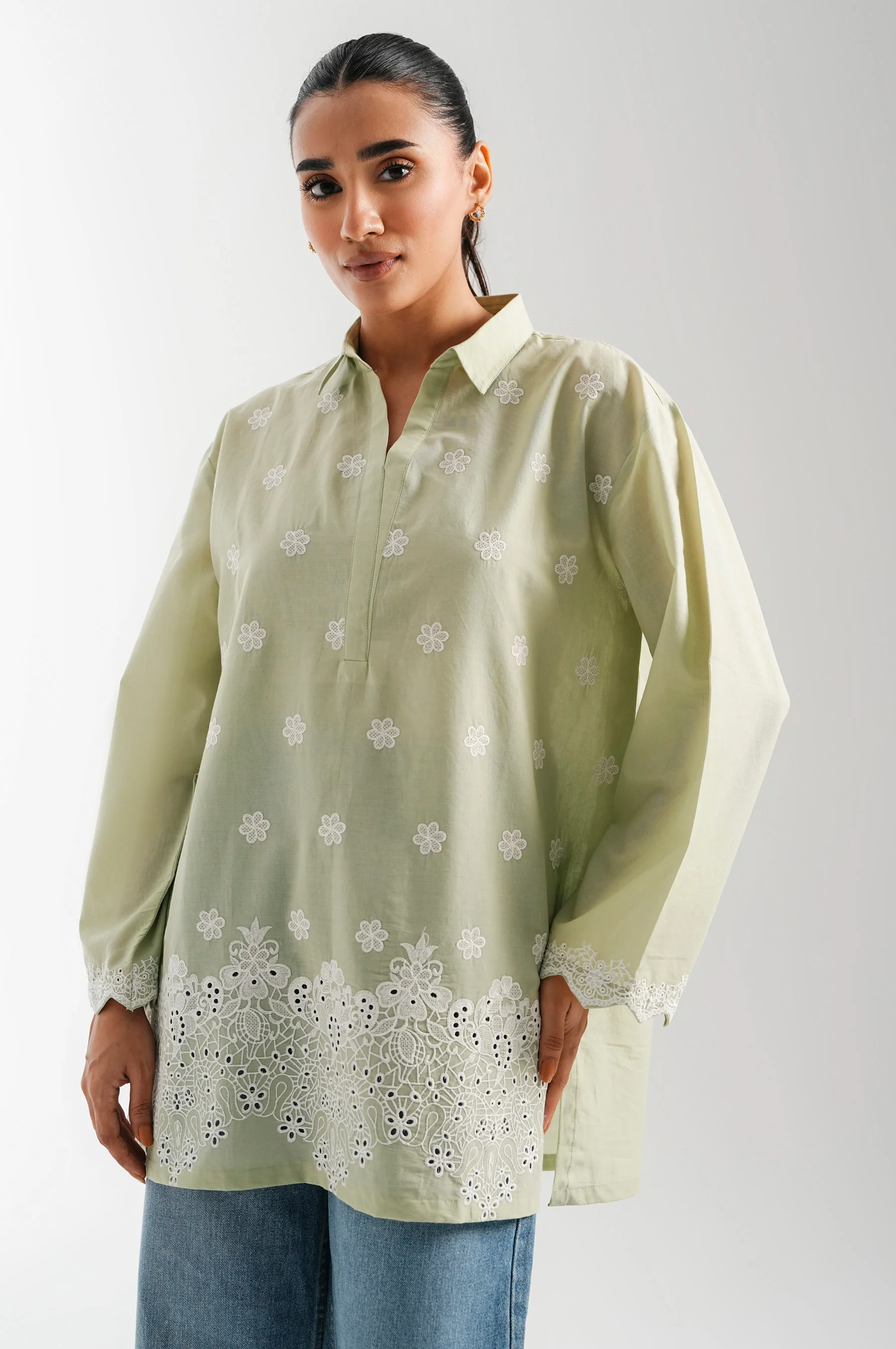 STITCHED CHIKANKARI TOP - Image 4
