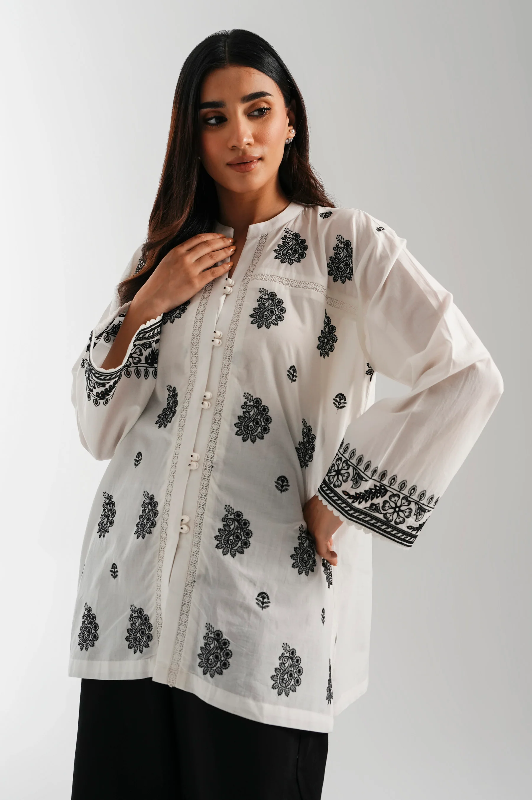 CHIKANKARI TOP - Image 2
