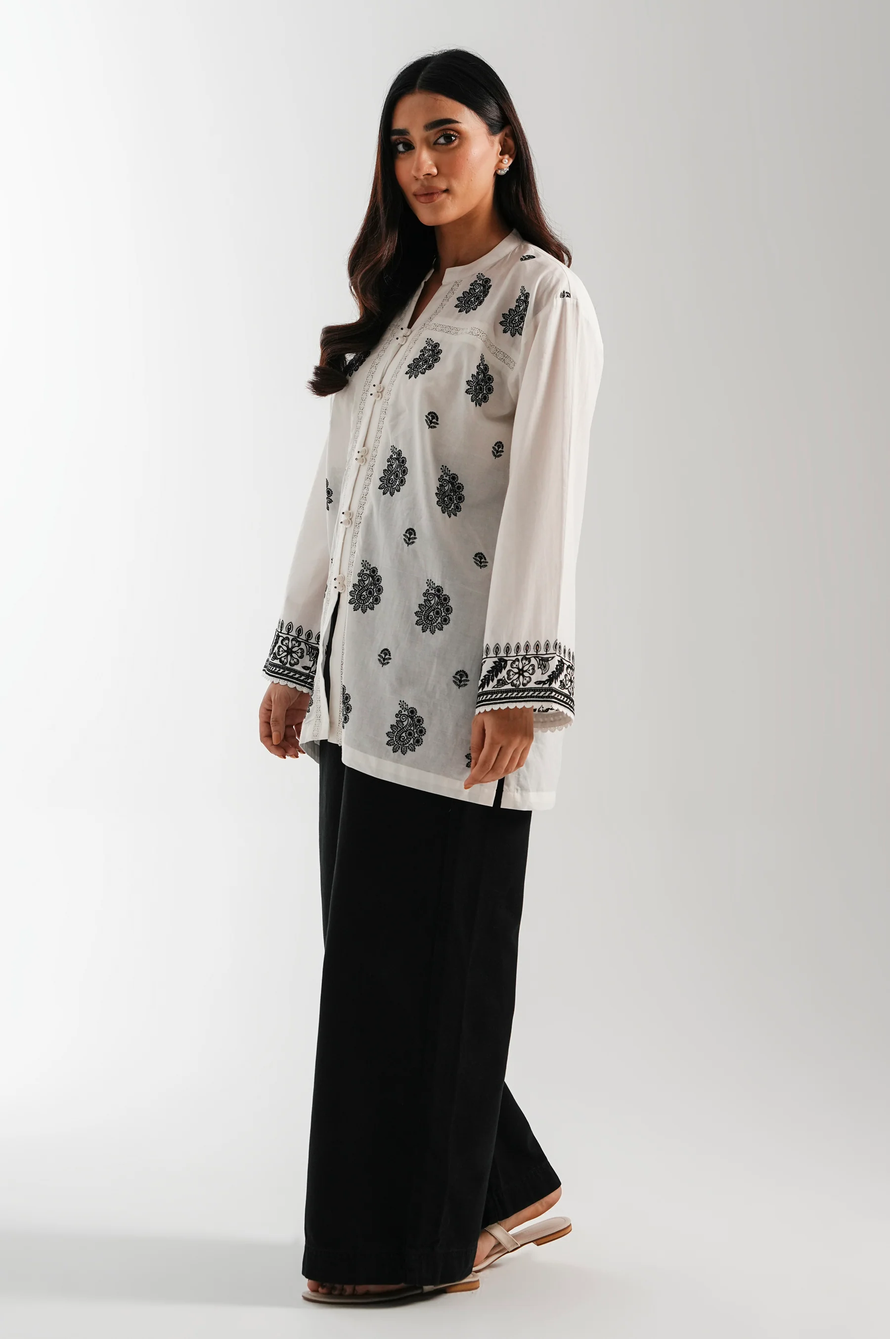 CHIKANKARI TOP - Image 3