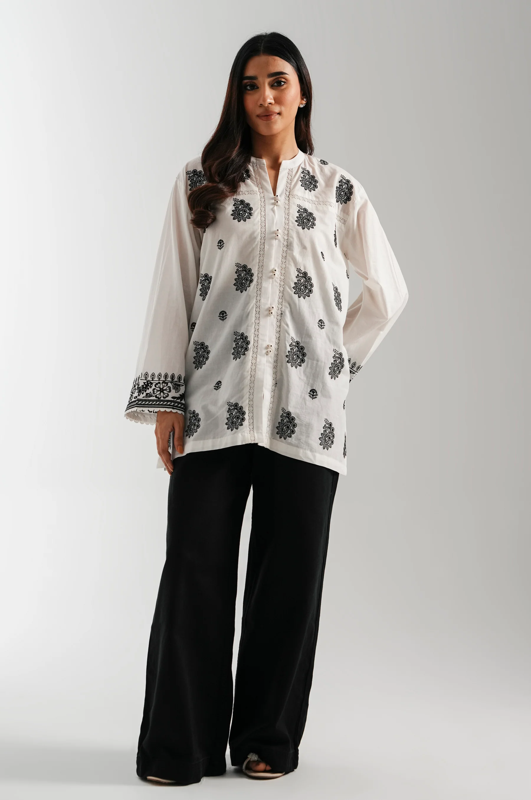 CHIKANKARI TOP - Image 5