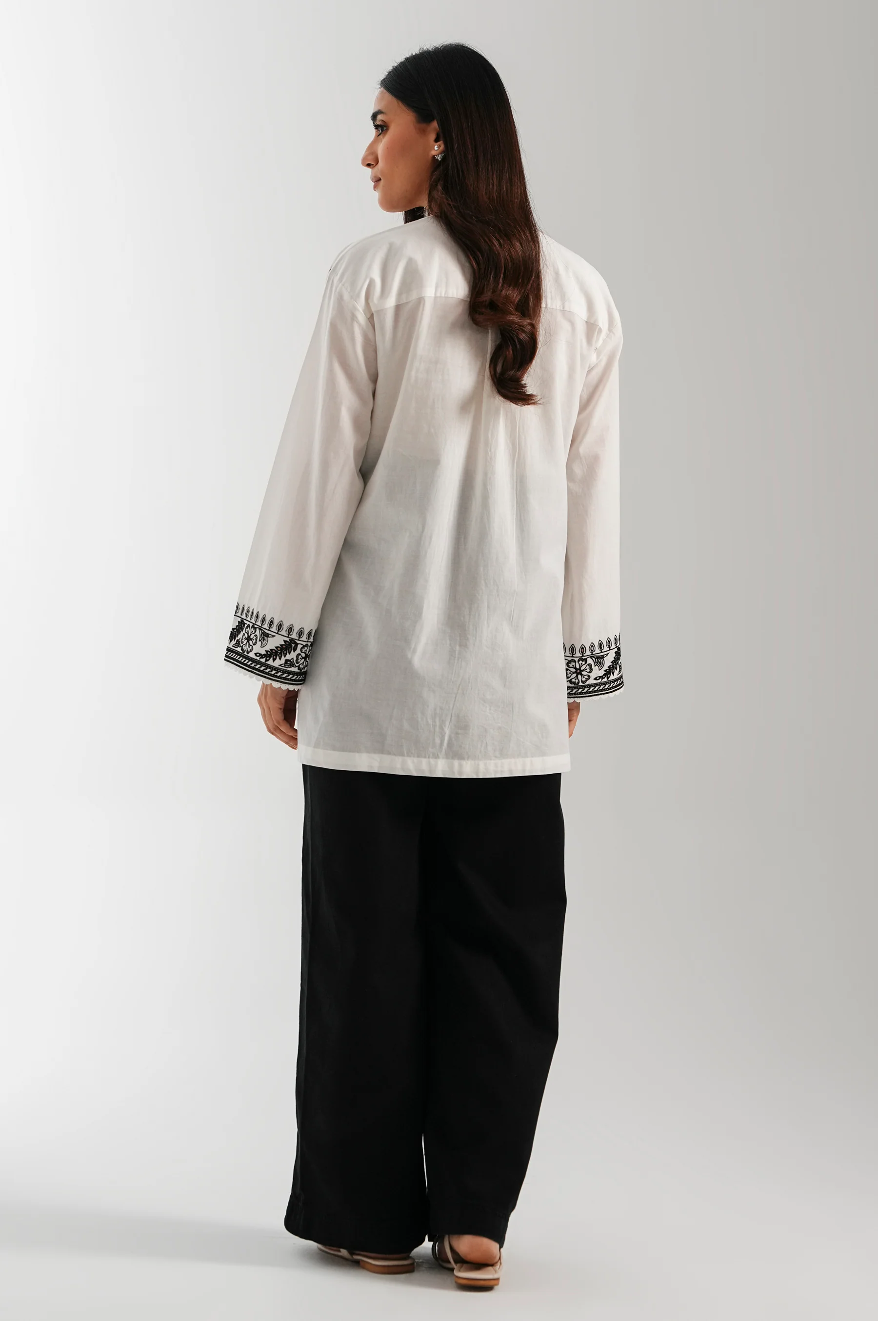 CHIKANKARI TOP - Image 6
