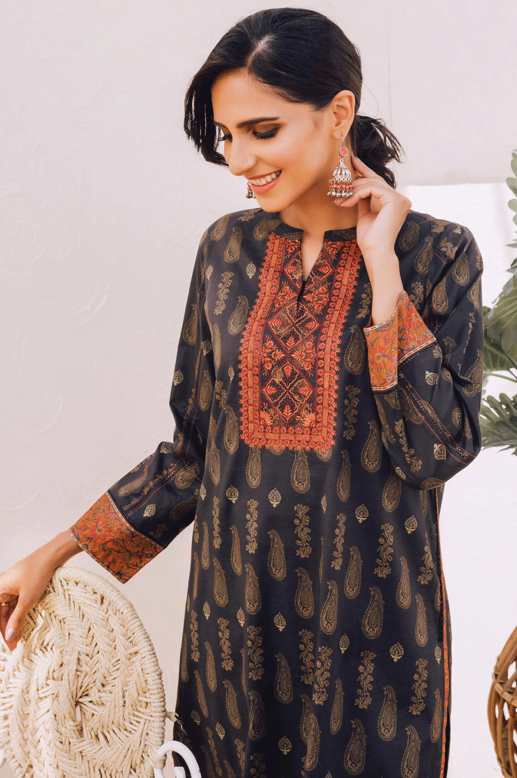 Stitched 1 Piece Embroidered Lawn Shirt - Image 3