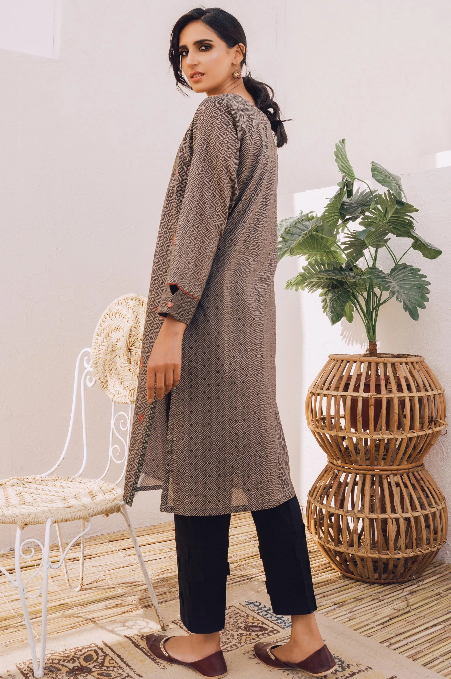 Stitched 1 Piece Embroidered Lawn Shirt - Image 2