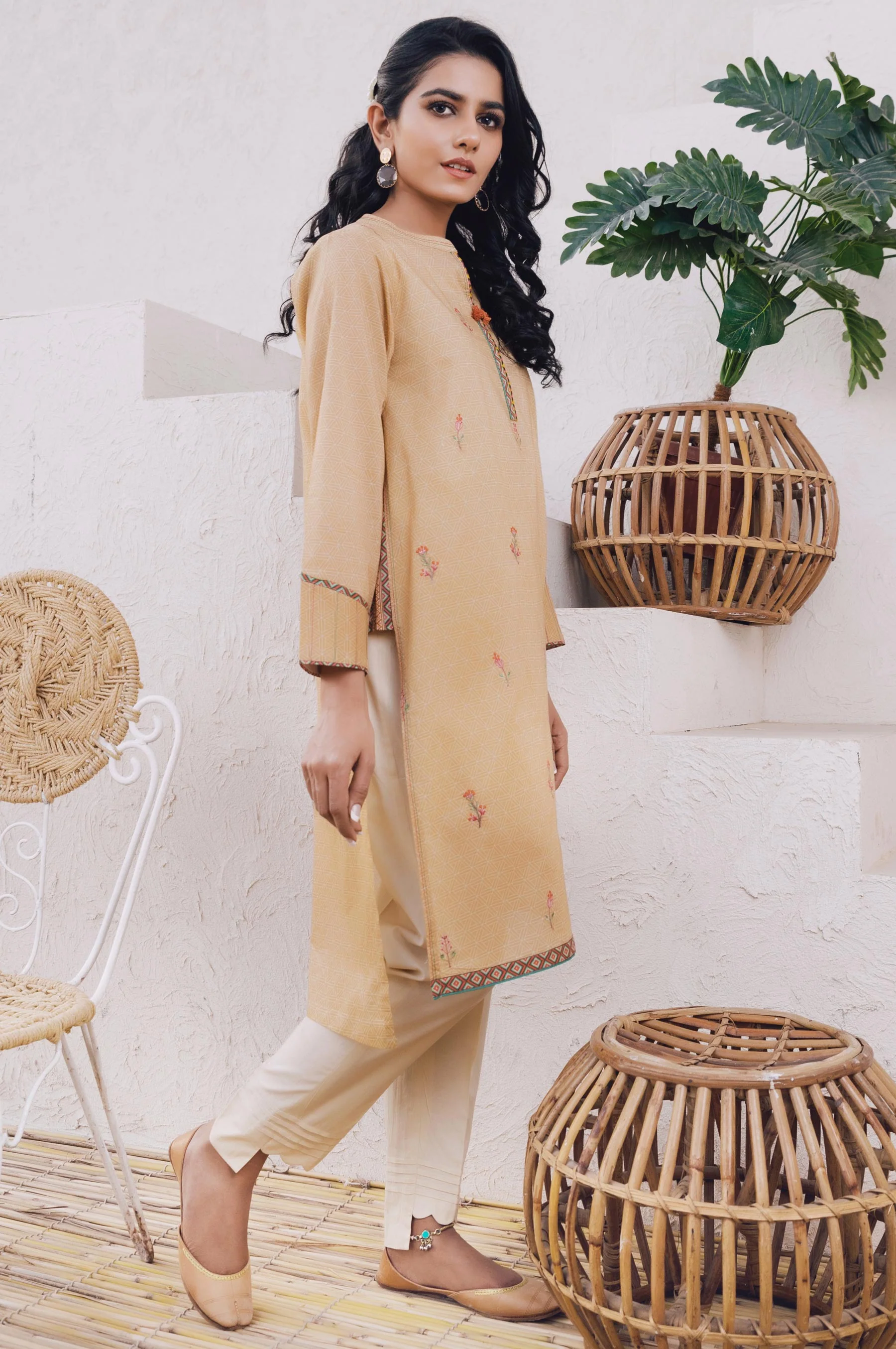Stitched 1 Piece Embroidered Lawn Shirt - Image 5