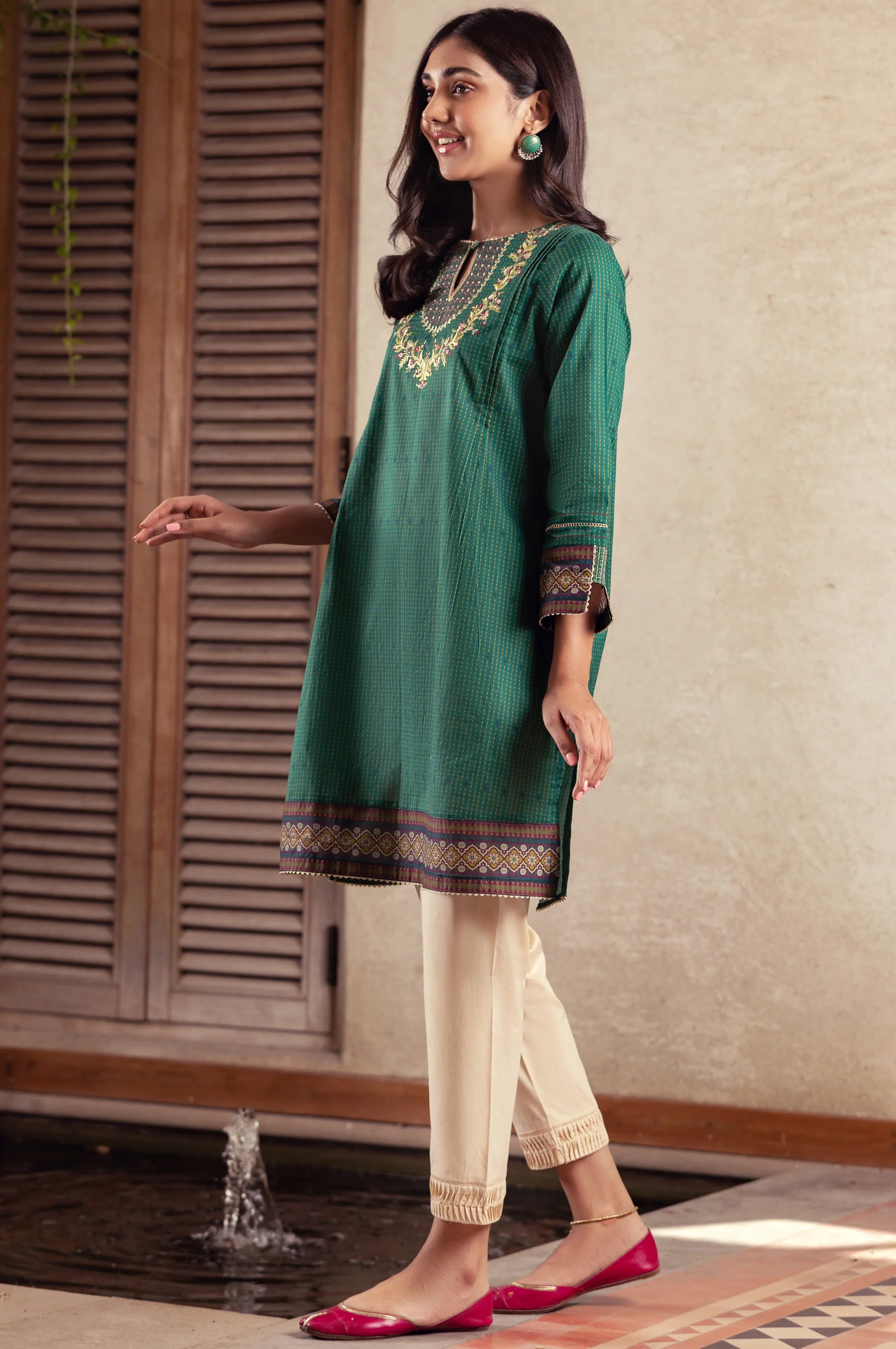 Stitched 1 Piece Embroidered Lawn Shirt - Image 3