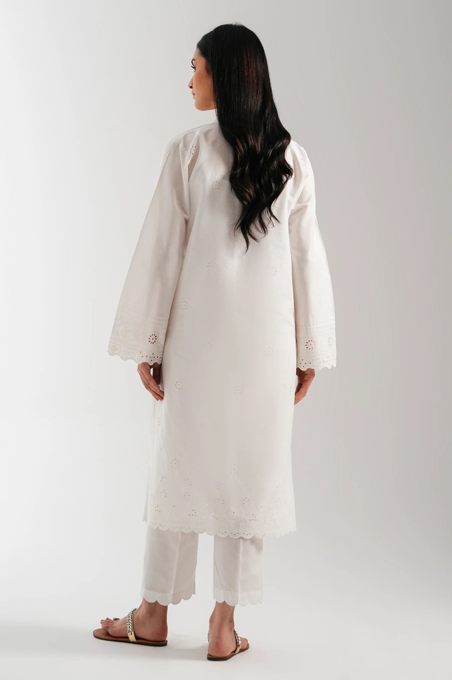 STITTCHED 1 PIECE EMBROIDERED POPLIN CHIKANKARI TOP - Image 3