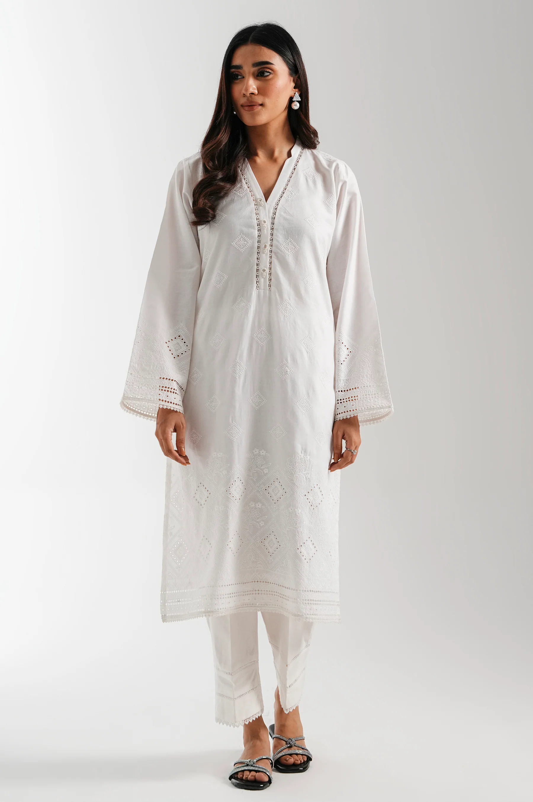CHIKANKARI TOP - Image 6