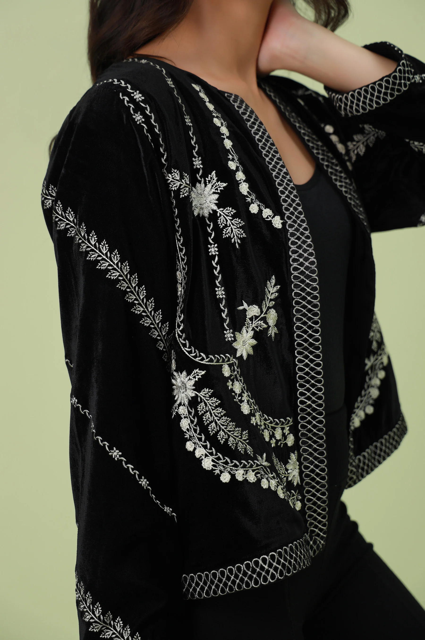 Stitched 1 Piece Embroidered Velvet Jacket - Black - Image 3
