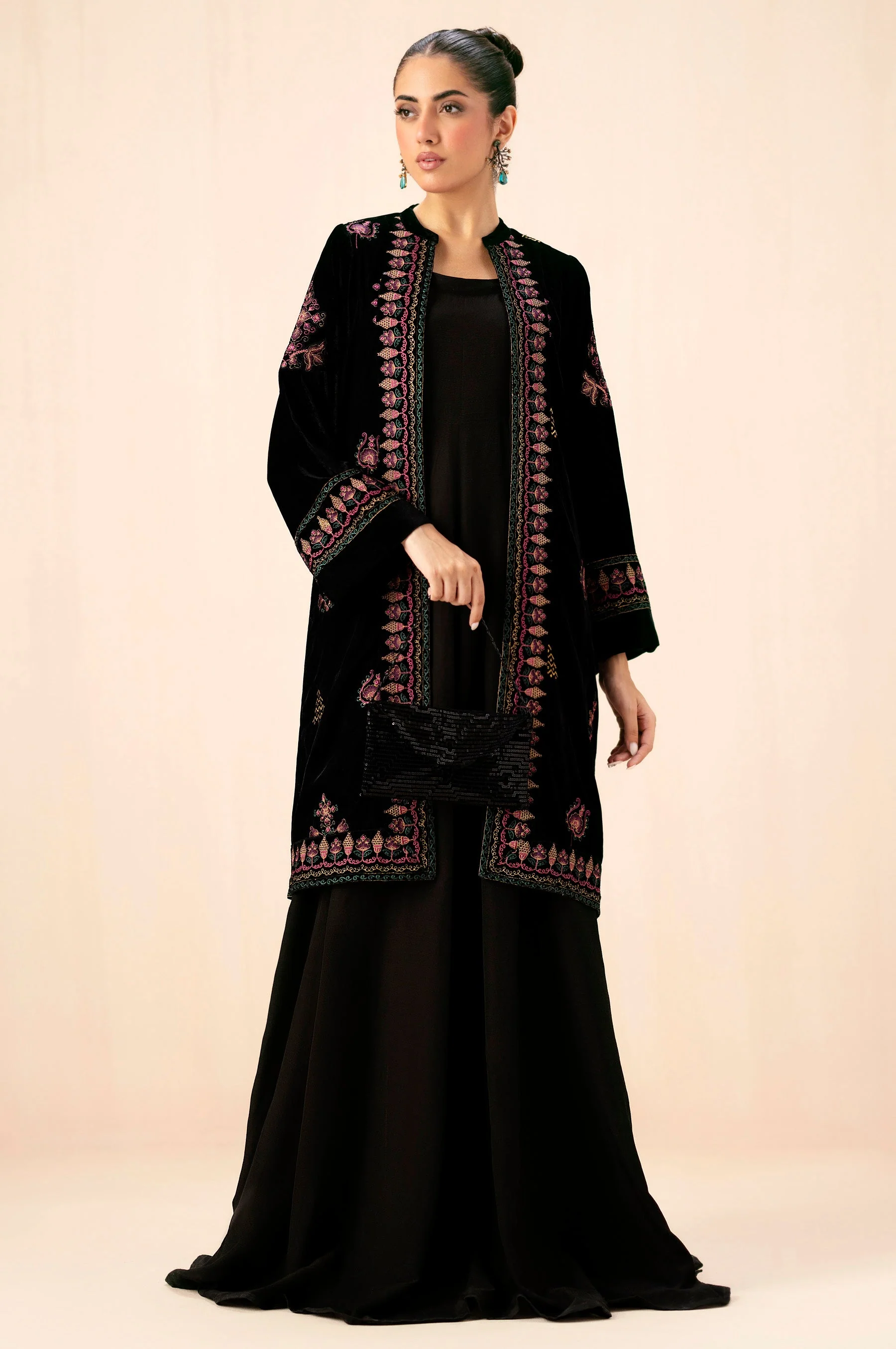 EMBROIDERED VELVET JACKET - Image 3