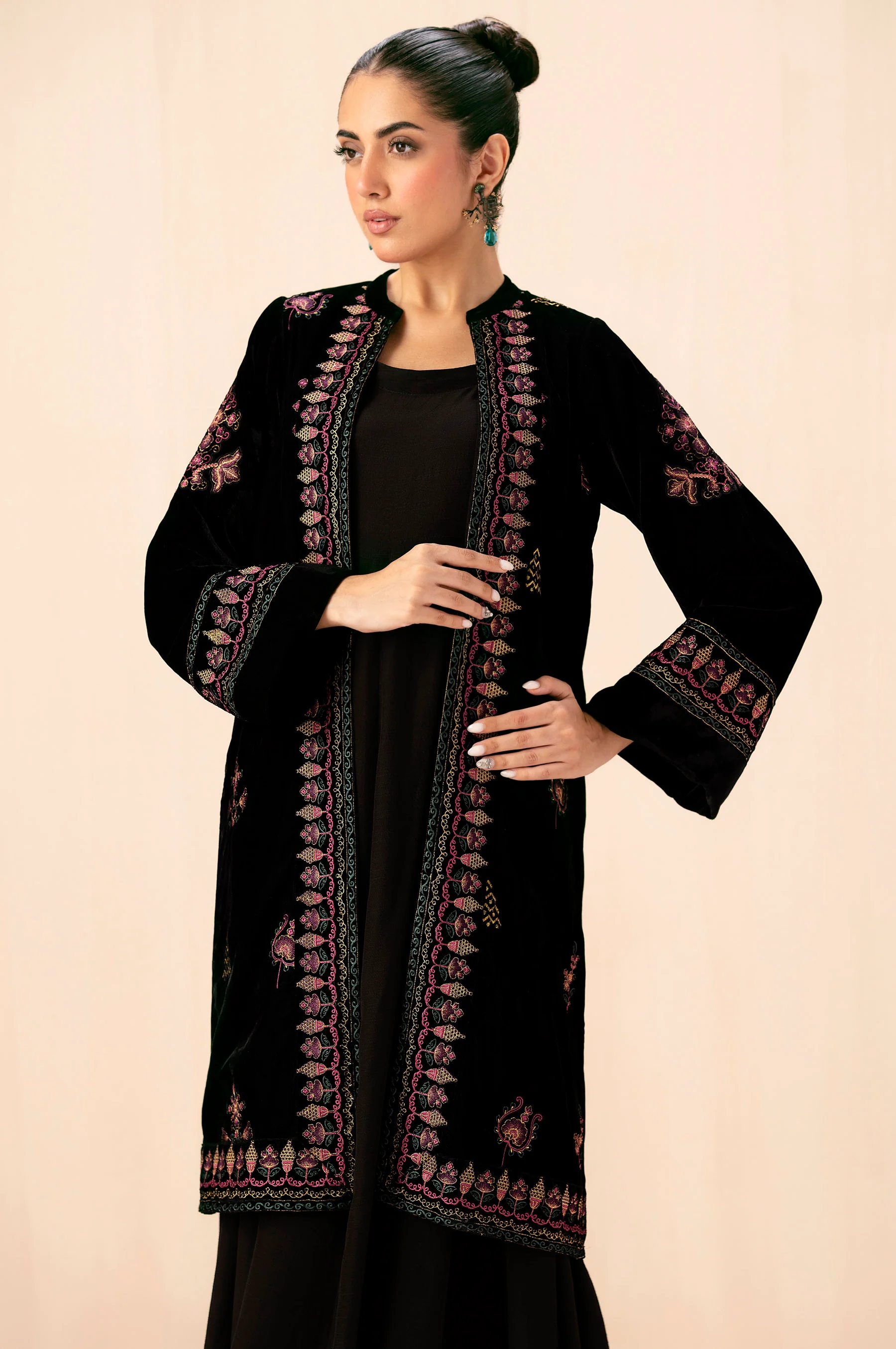 EMBROIDERED VELVET JACKET - Image 6