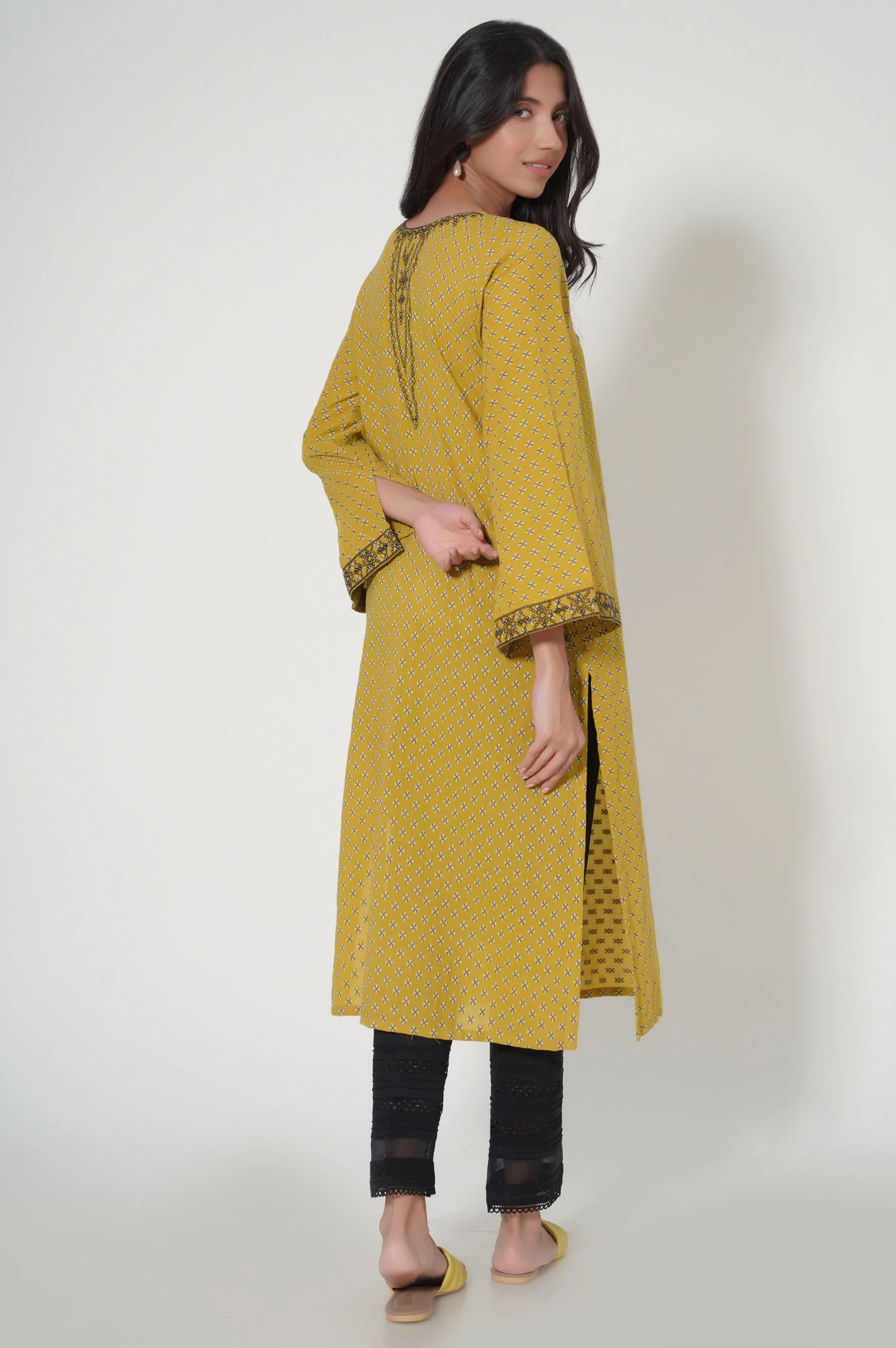Stitched 1 Piece Jacquard Shirt - Image 4