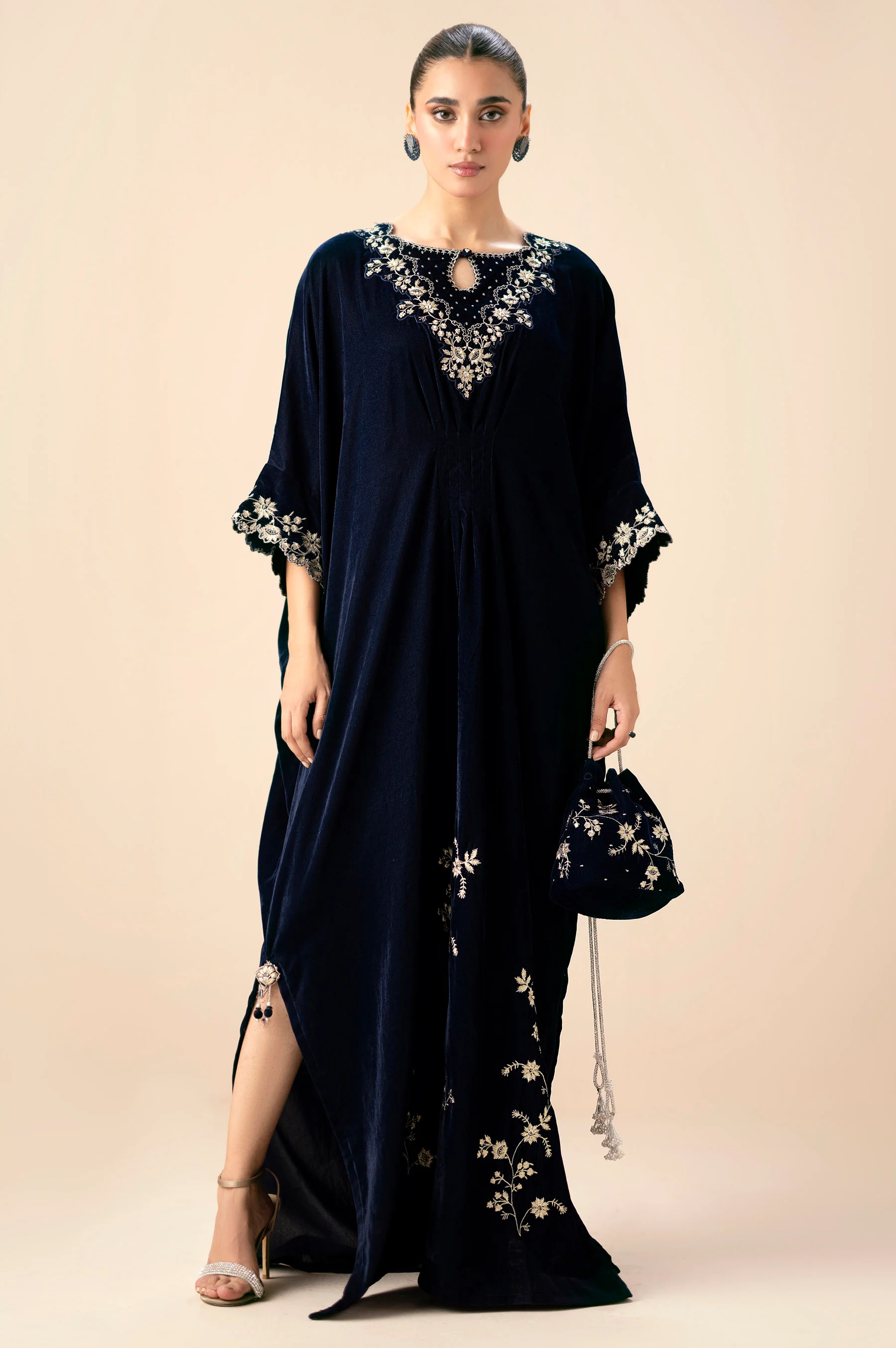 EMBROIDERED KAFTAN - Image 5