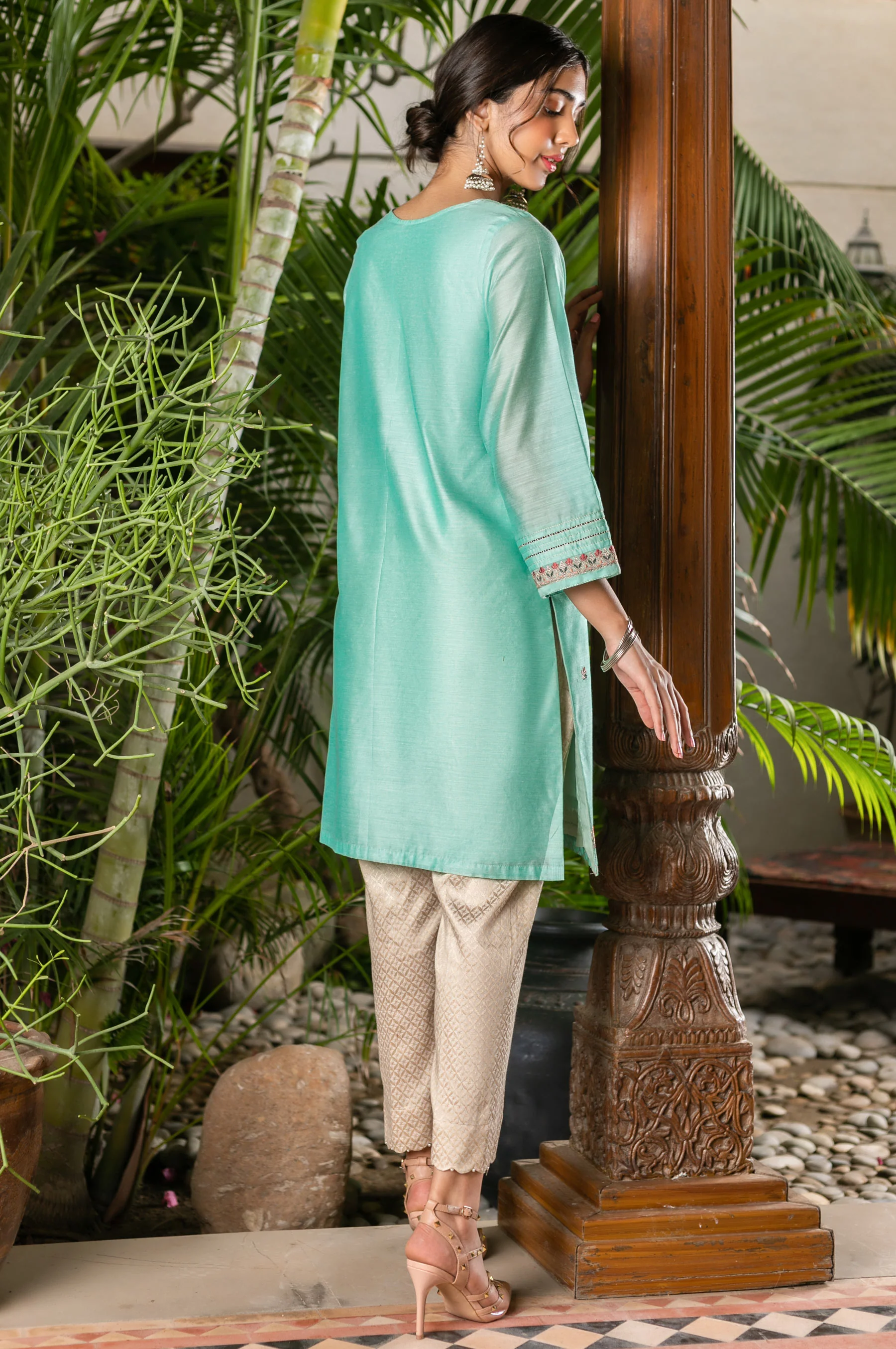 Stitched 1 Piece Paper Silk Embroidered Shirt - Image 2