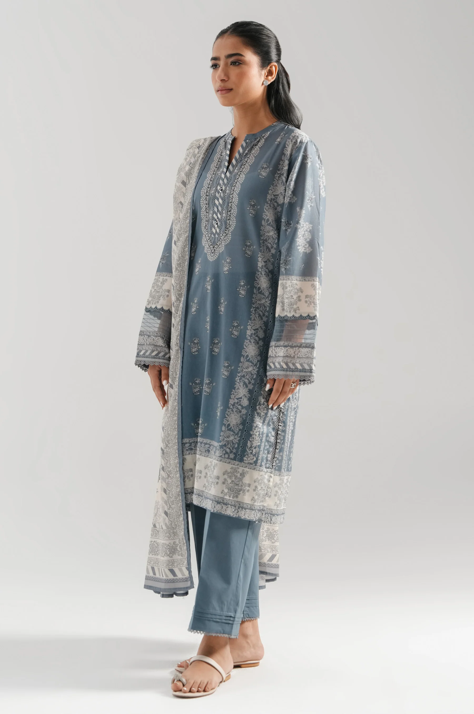 PRINTED LAWN STITCHED BOTTOM (FACTORY E-OUTLET) - Image 3