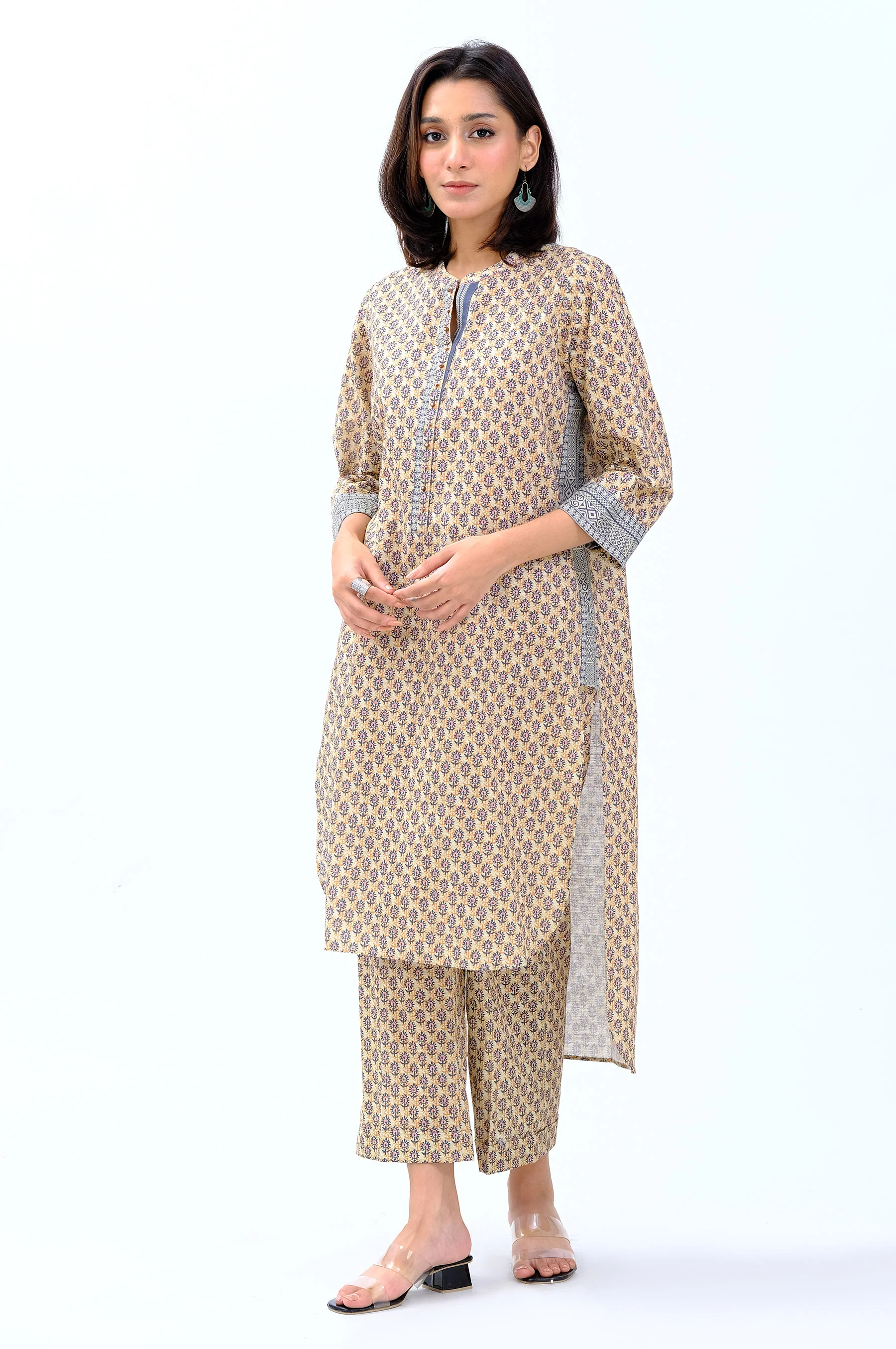 Stitched 1 Piece Printed Khaddar Shirt - Image 6