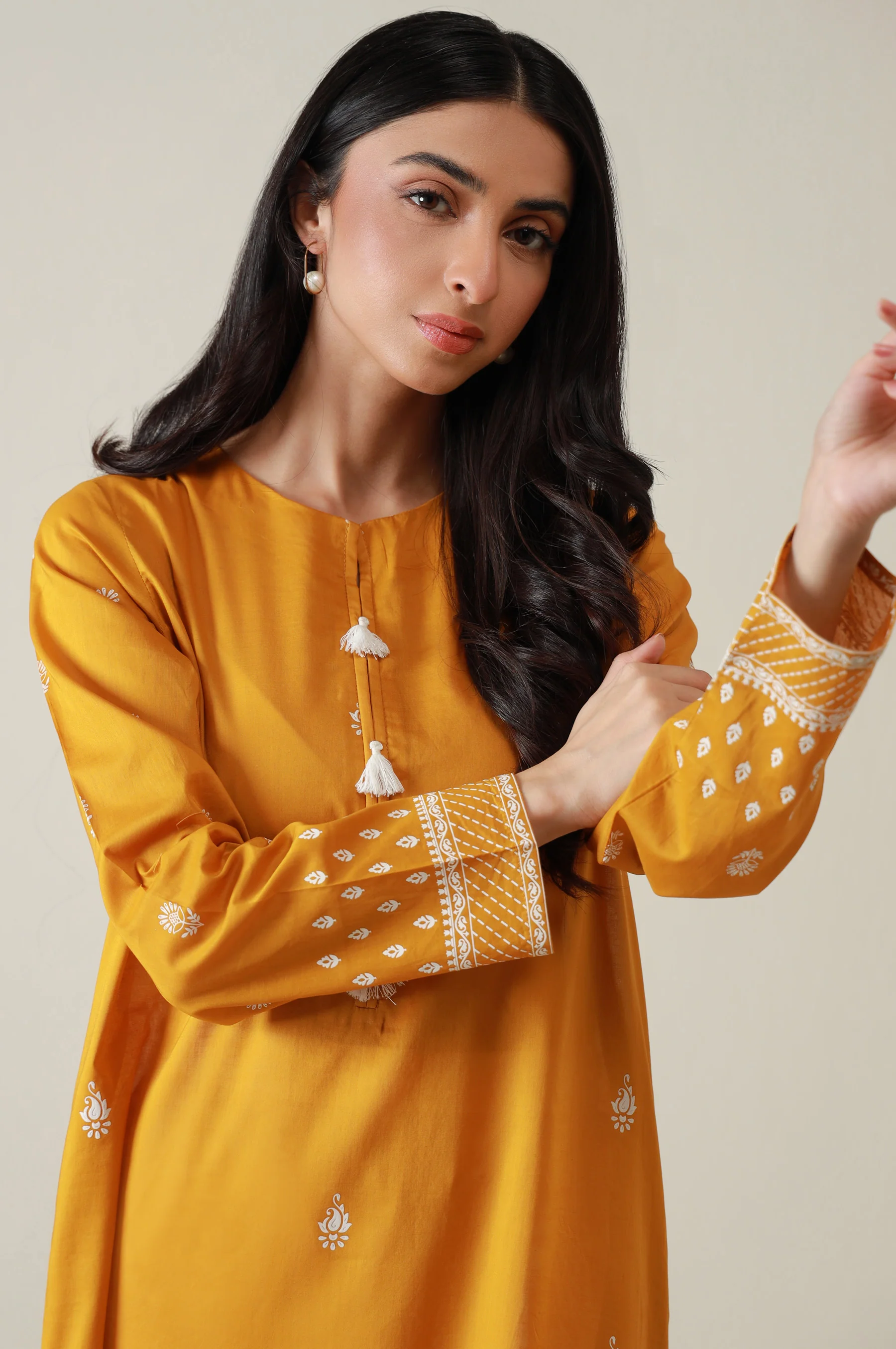 Stitched 1 Piece Stylized Shirt - Image 4