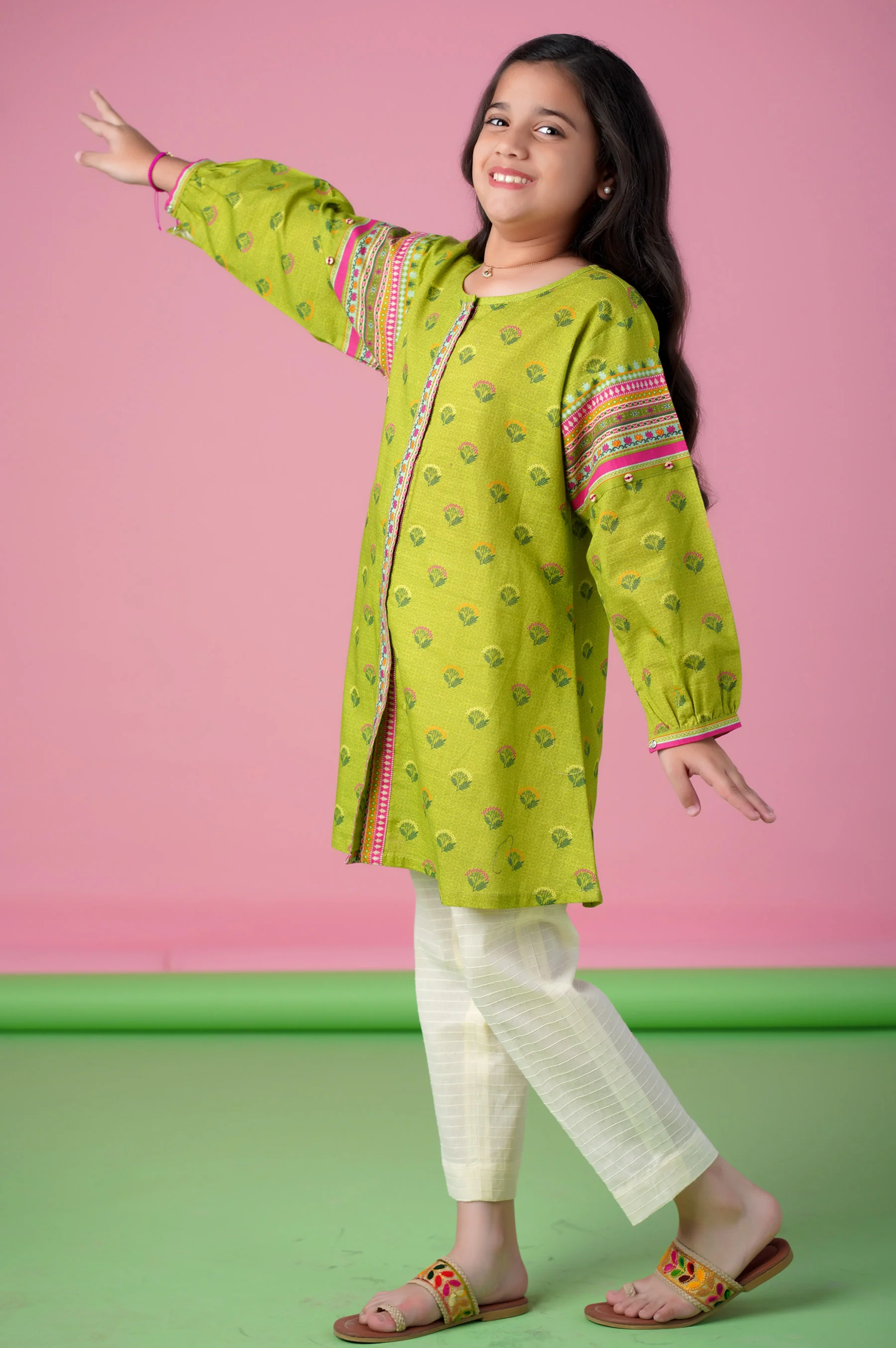 Stitched 1 Piece Printed Khaddar Shirt - Image 4