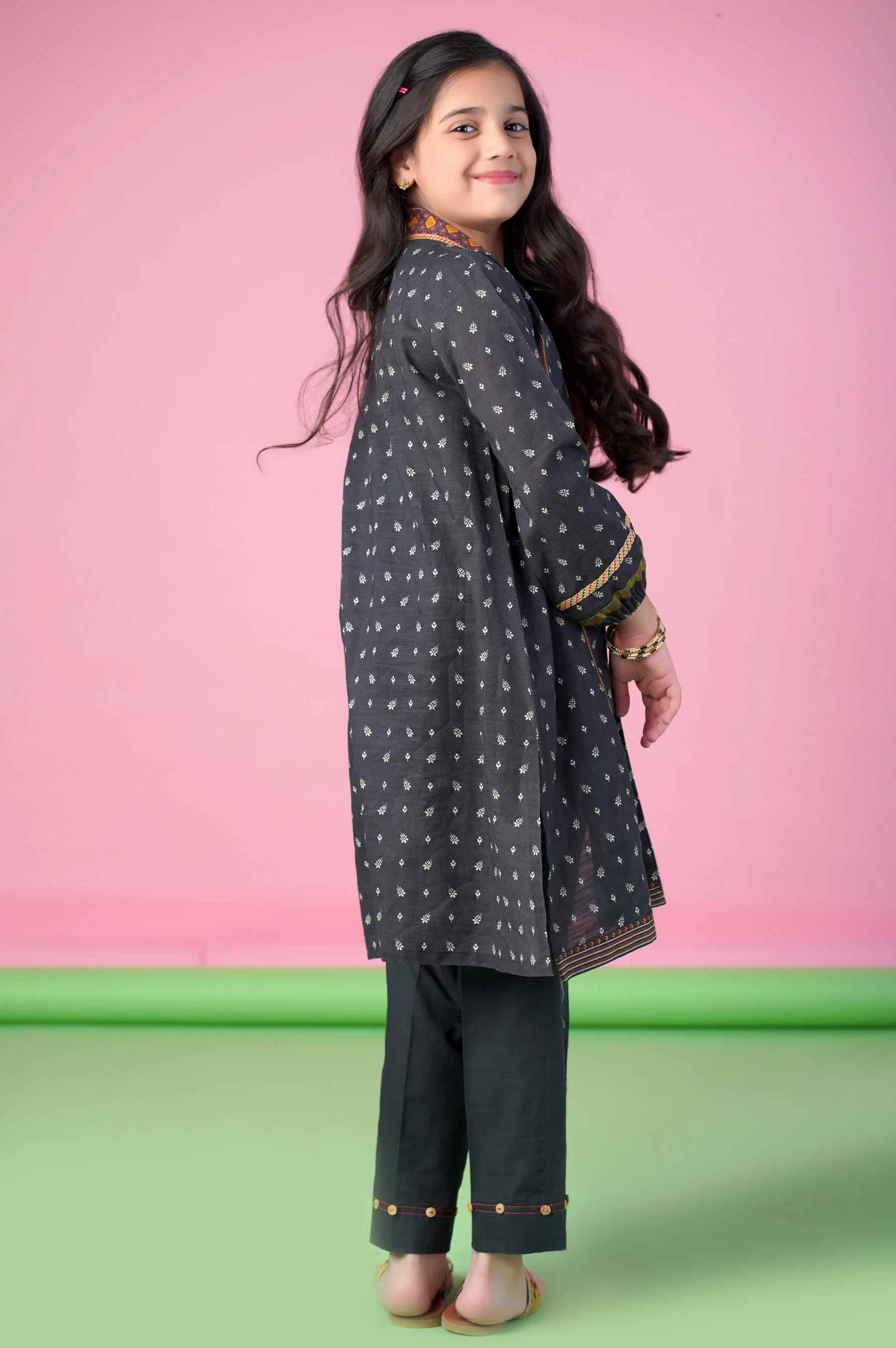 Stitched 1 Piece Printed Khaddar Shirt - Image 5