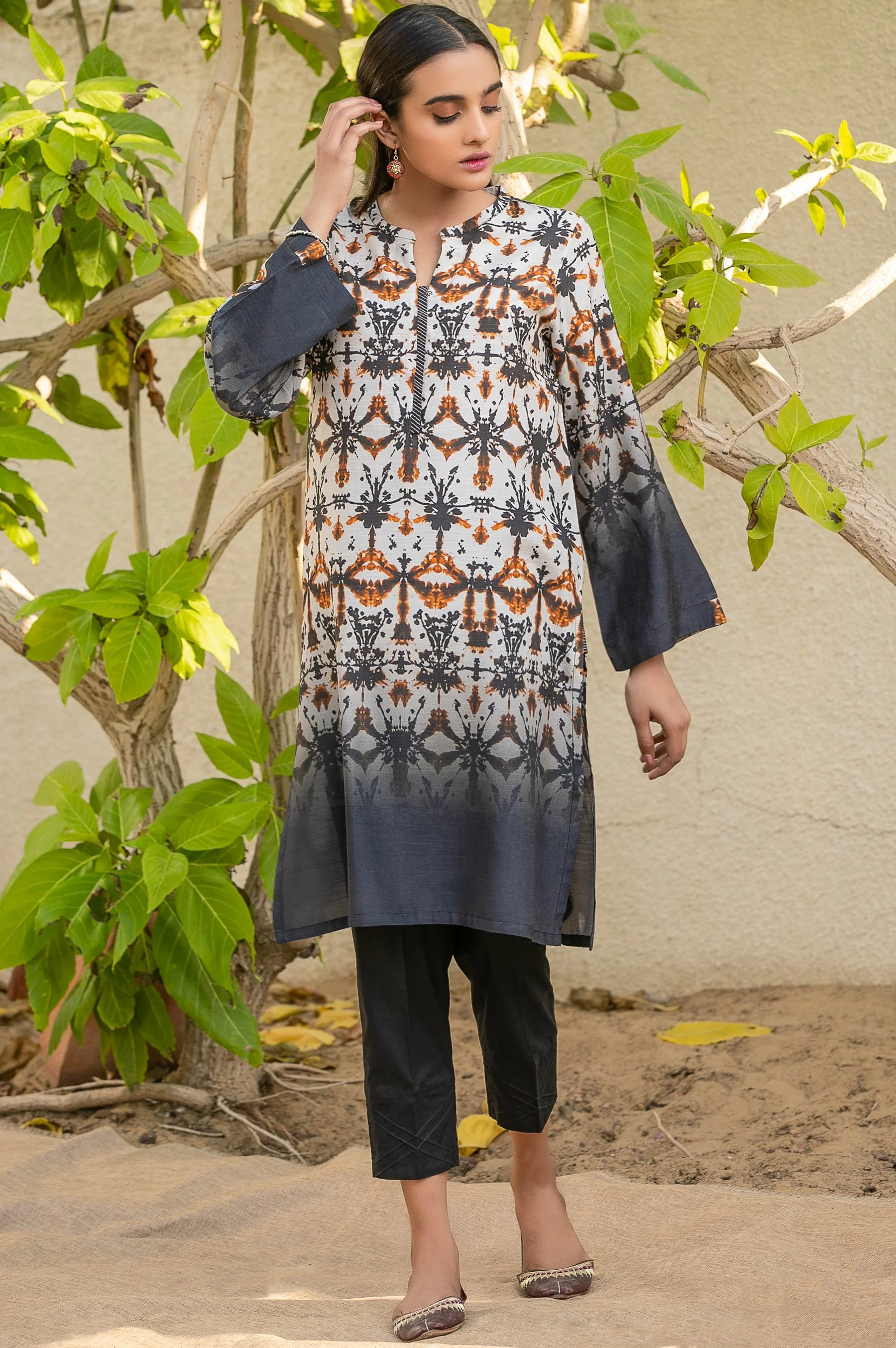 Stitched 1 Piece Printed Raw Silk Shirt - Image 3