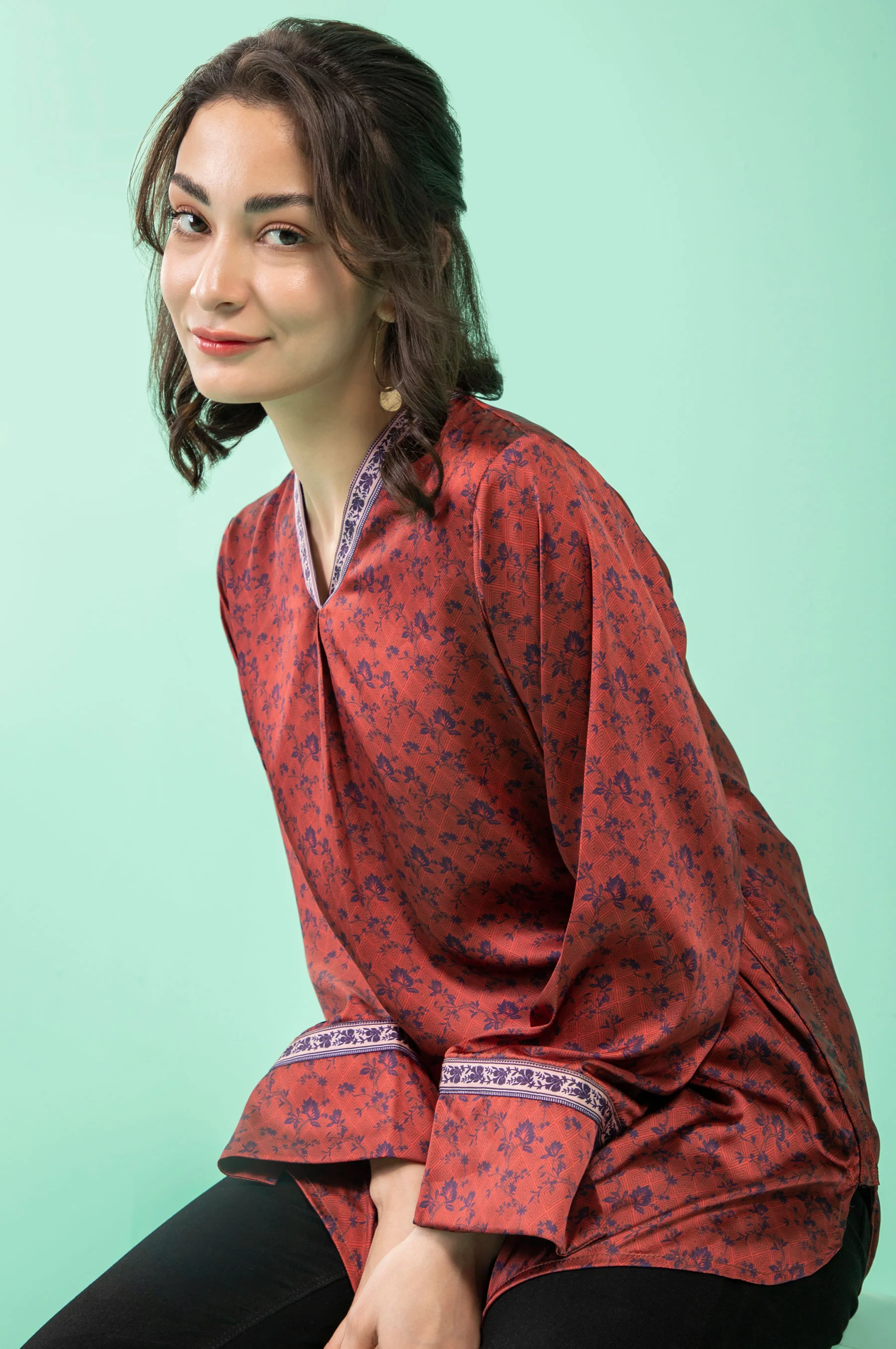 Stitched 1 Piece Embellished Silk Shirt - Image 4