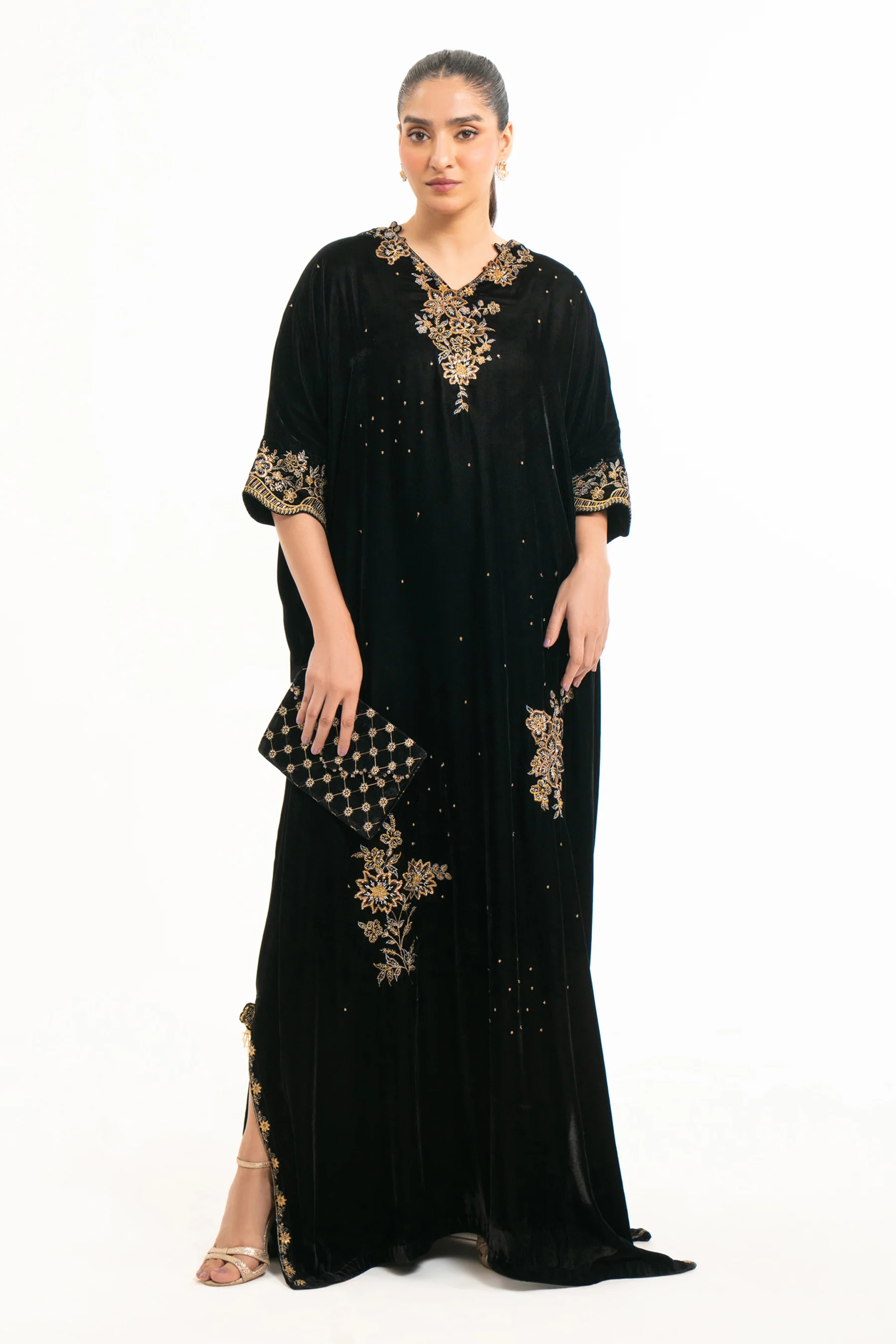 EMBROIDERED VELVET KAFTAN