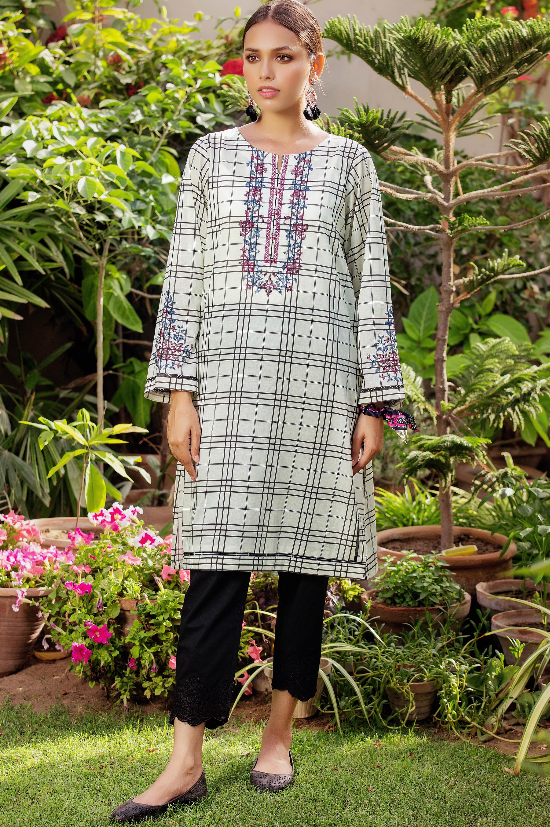 Stitched 1 Piece Embroidered Yarn Dyed Shirt - Image 3