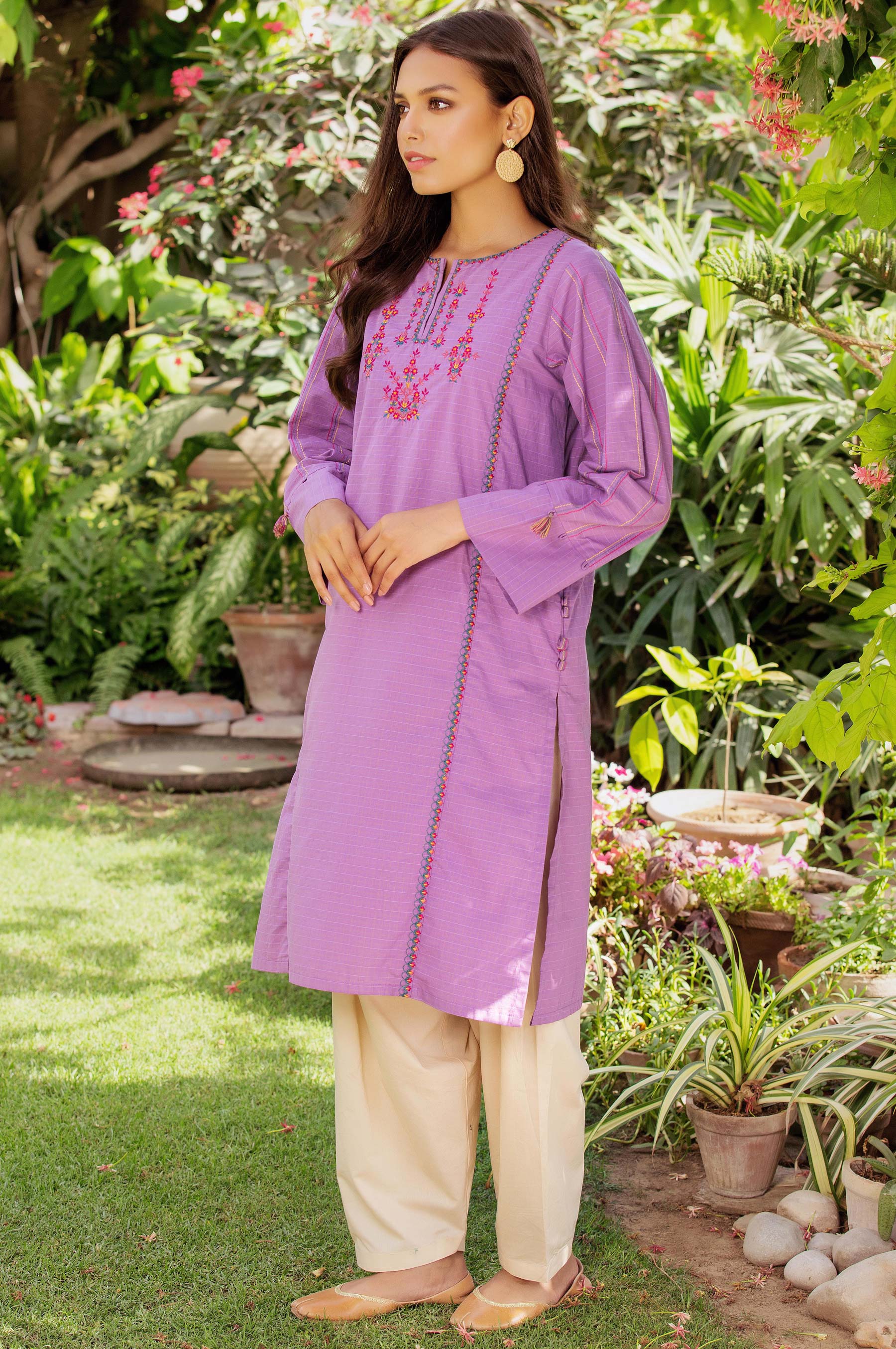 Stitched 1 Piece Embroidered Yarn Dyed Shirt - Image 4