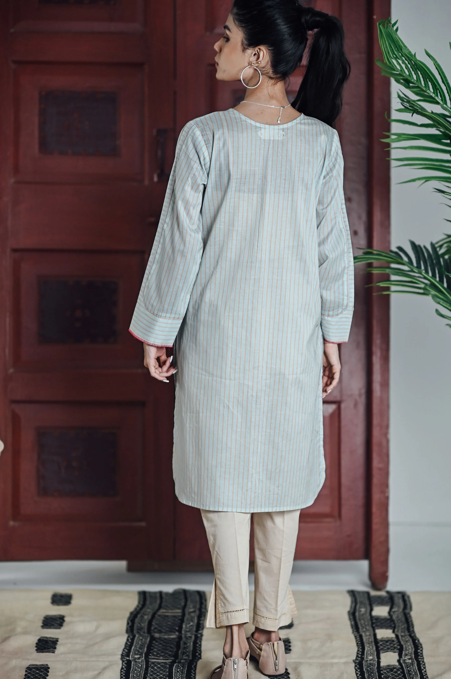 Stitched 1 Piece Yarn Dyed Stripes Shirt - Image 3