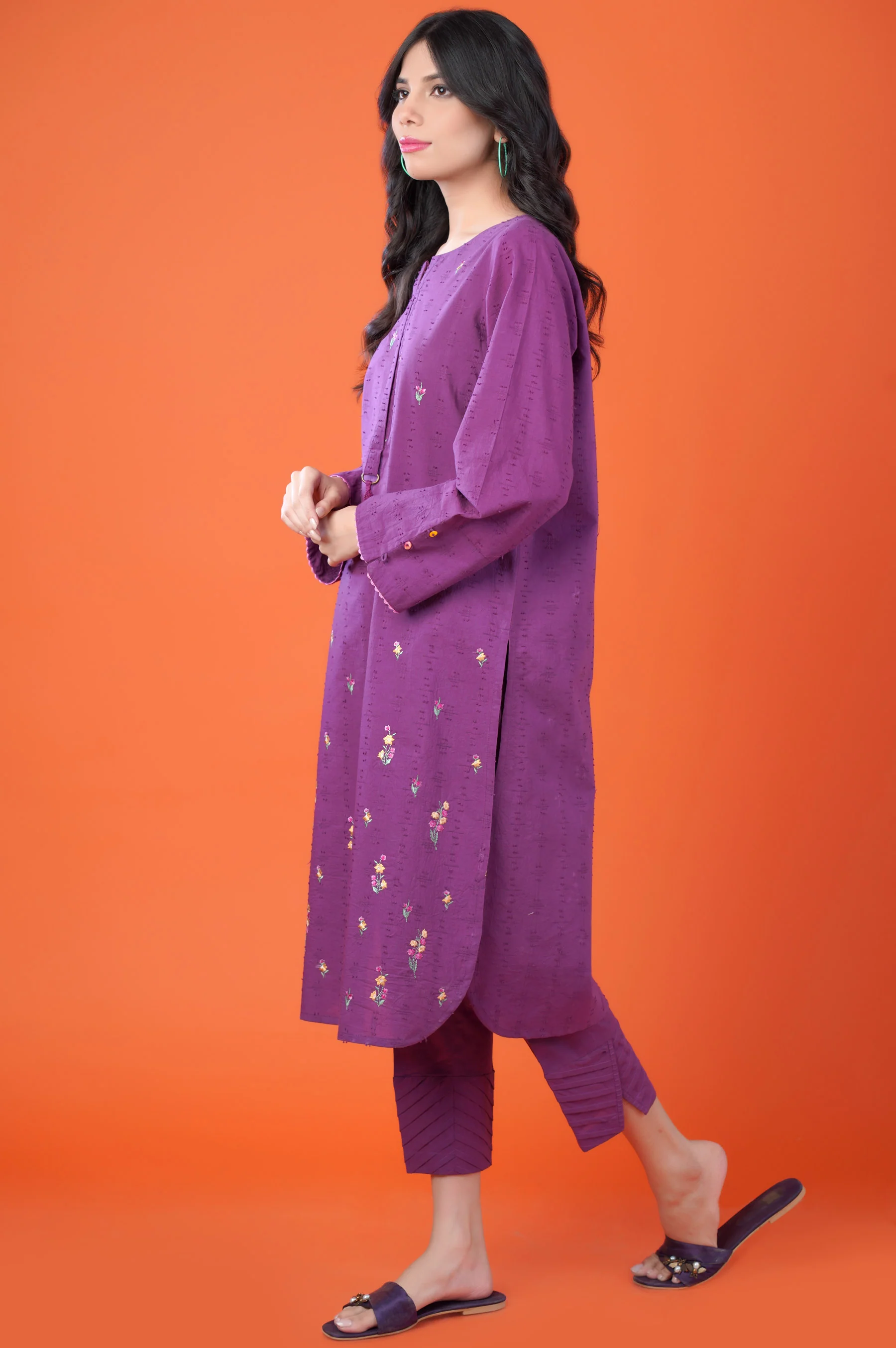 Stitched 2 Piece Brochia Suit - Image 2