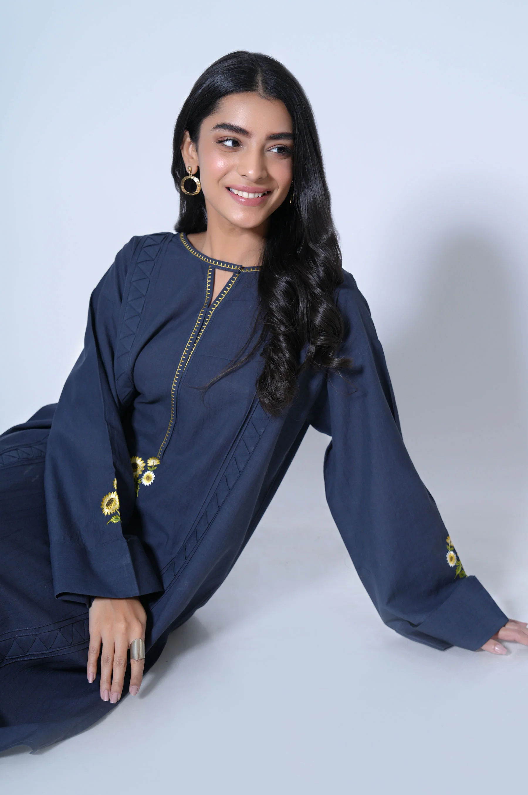 Stitched 2 Piece Cambric Suit - Image 4