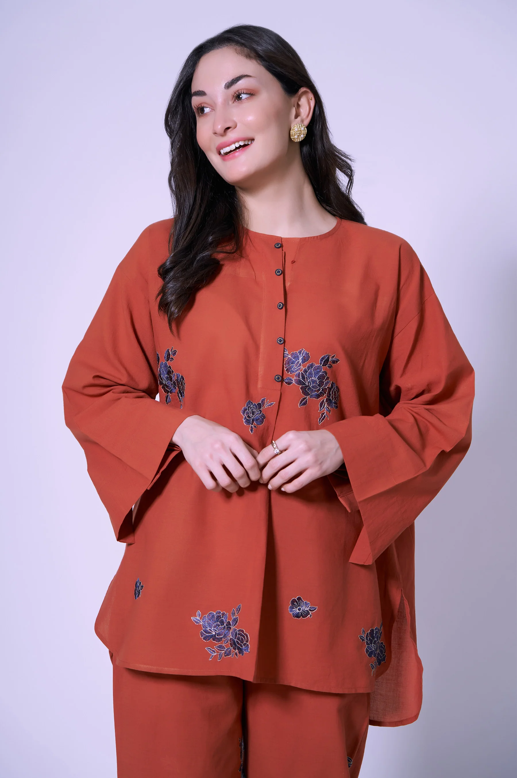 Stitched 2 Piece Cambric Co-ord Set - Image 3