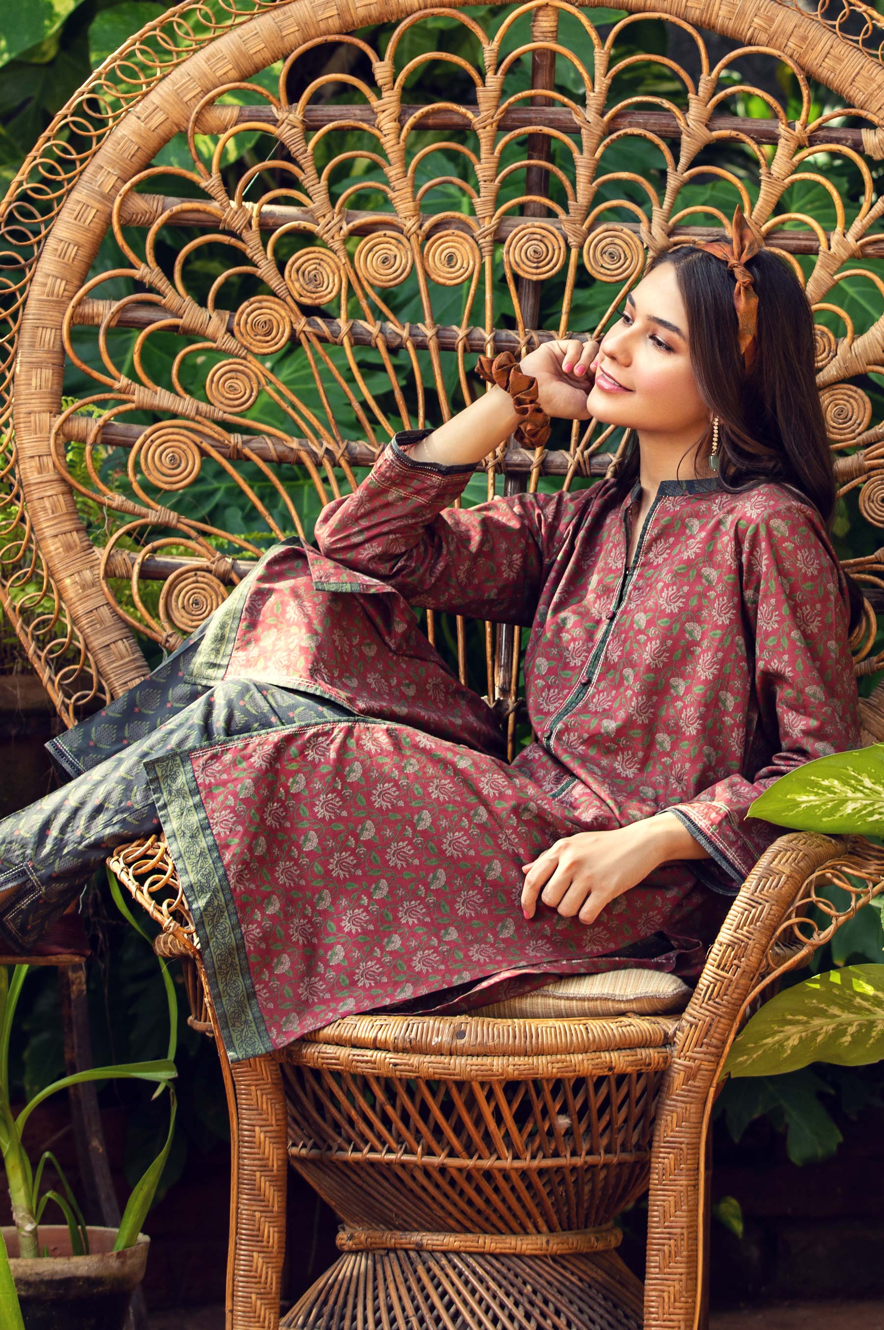 Stitched 2 Piece Digital Printed Cambric Suit - Image 4