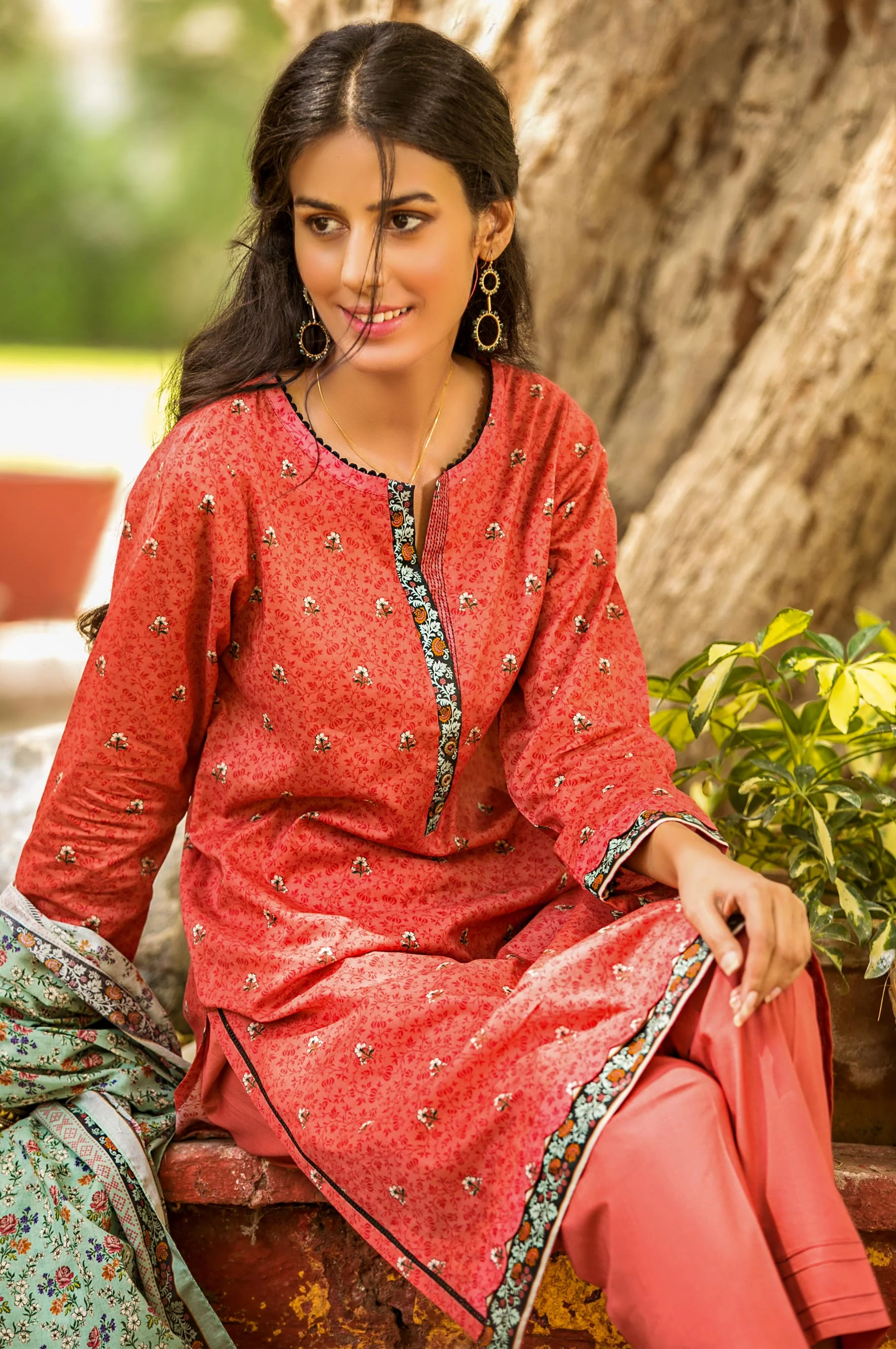 Stitched 2 Piece Digital Printed Lawn Suit - Image 3