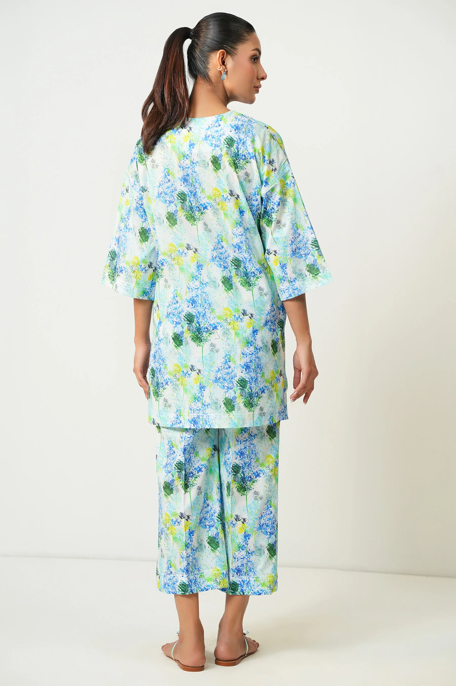 Stitched 2 Piece Digital Printed Lawn Suit - Image 4