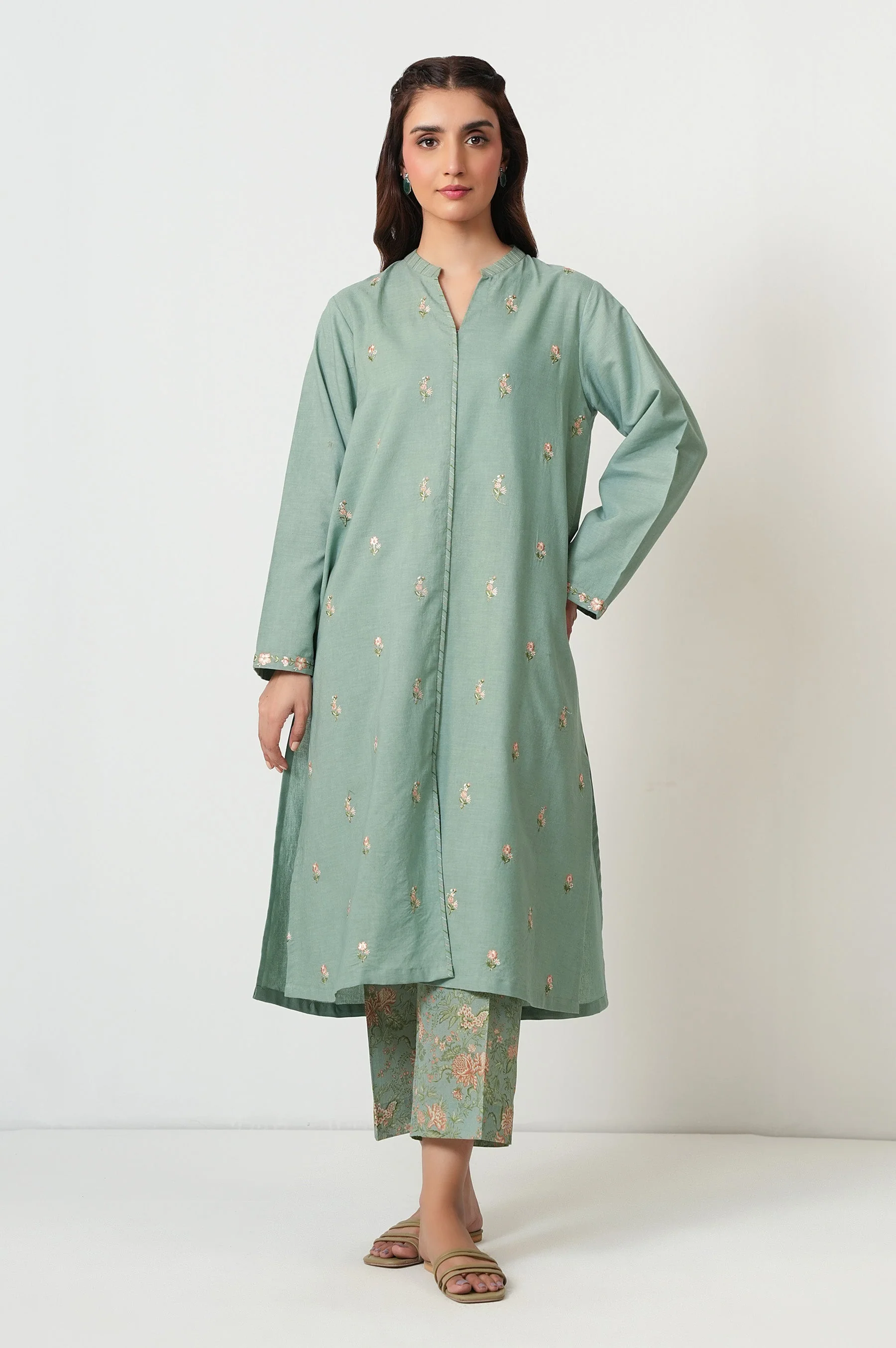 STITCHED EMBROIDERED CAMBRIC SHIRT BOTTOM (FACTORY E-OUTLET)