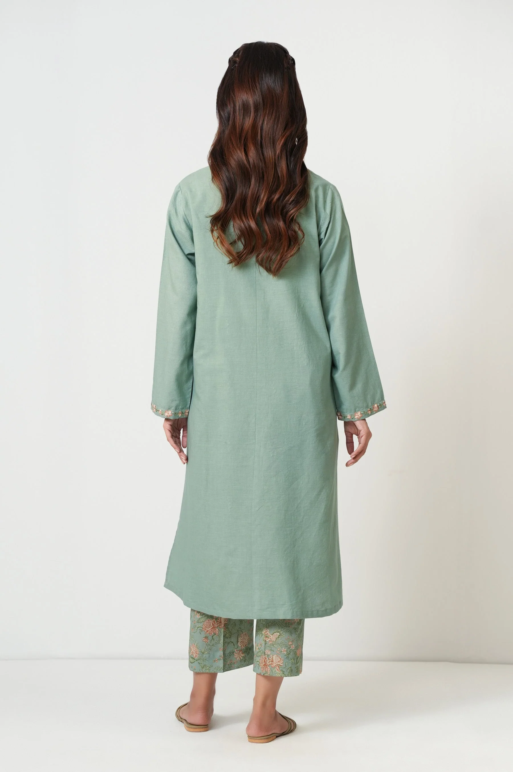 STITCHED EMBROIDERED CAMBRIC SHIRT BOTTOM (FACTORY E-OUTLET) - Image 4