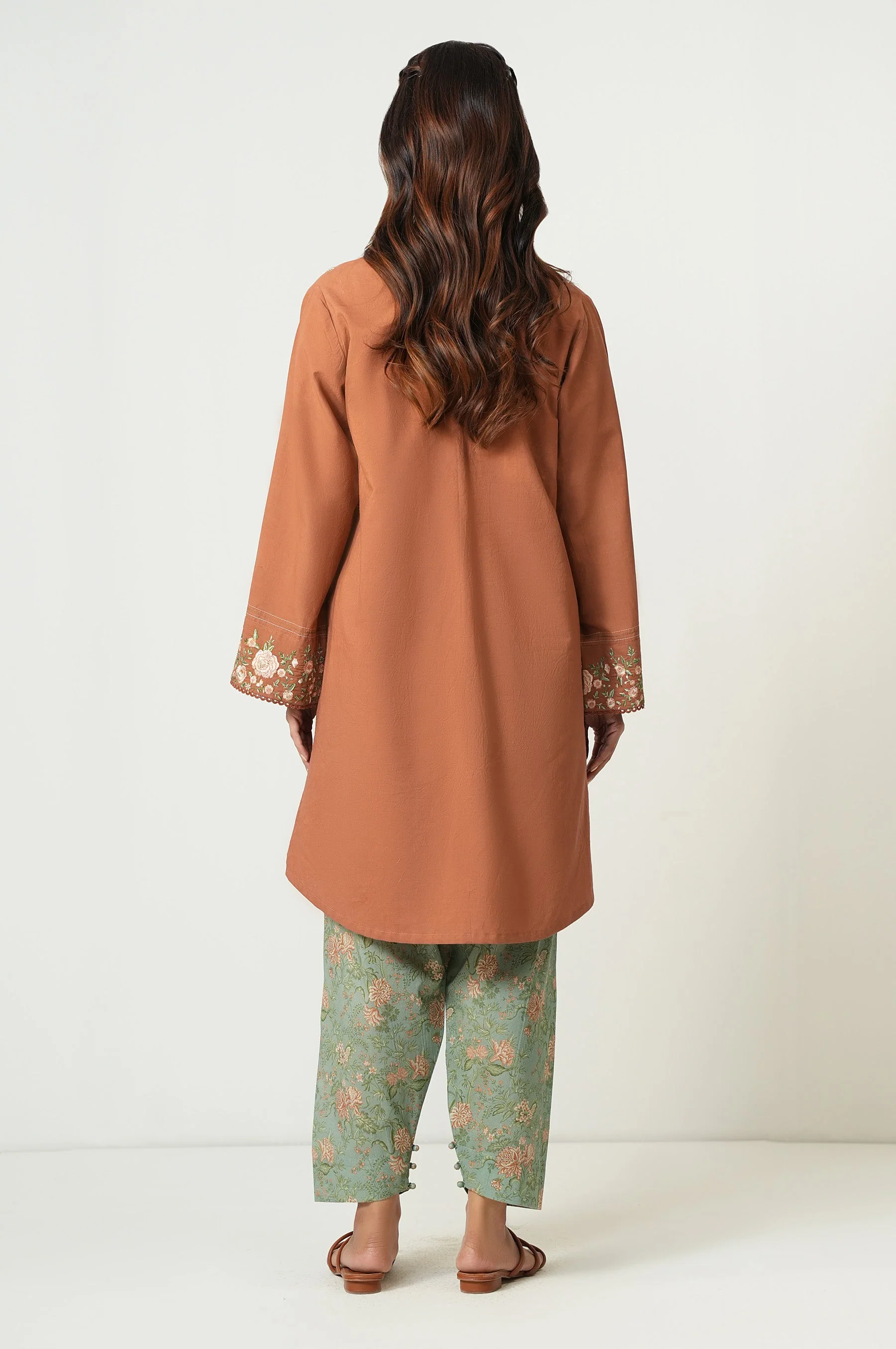 STITCHED EMBROIDERED CAMBRIC SHIRT BOTTOM (FACTORY E-OUTLET) - Image 6