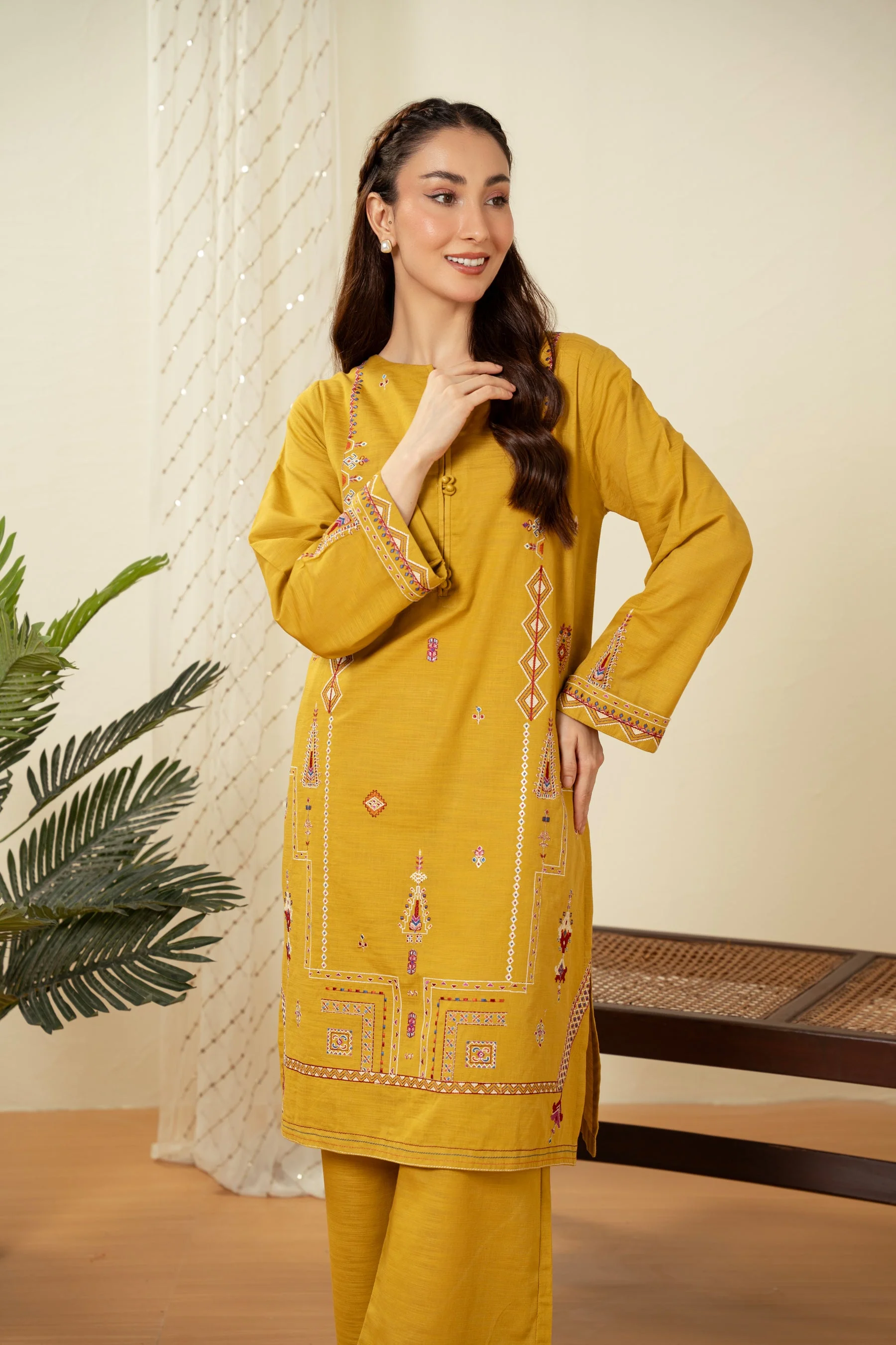 EMBROIDERED SUIT (FACTORY E-OUTLET) - Image 4