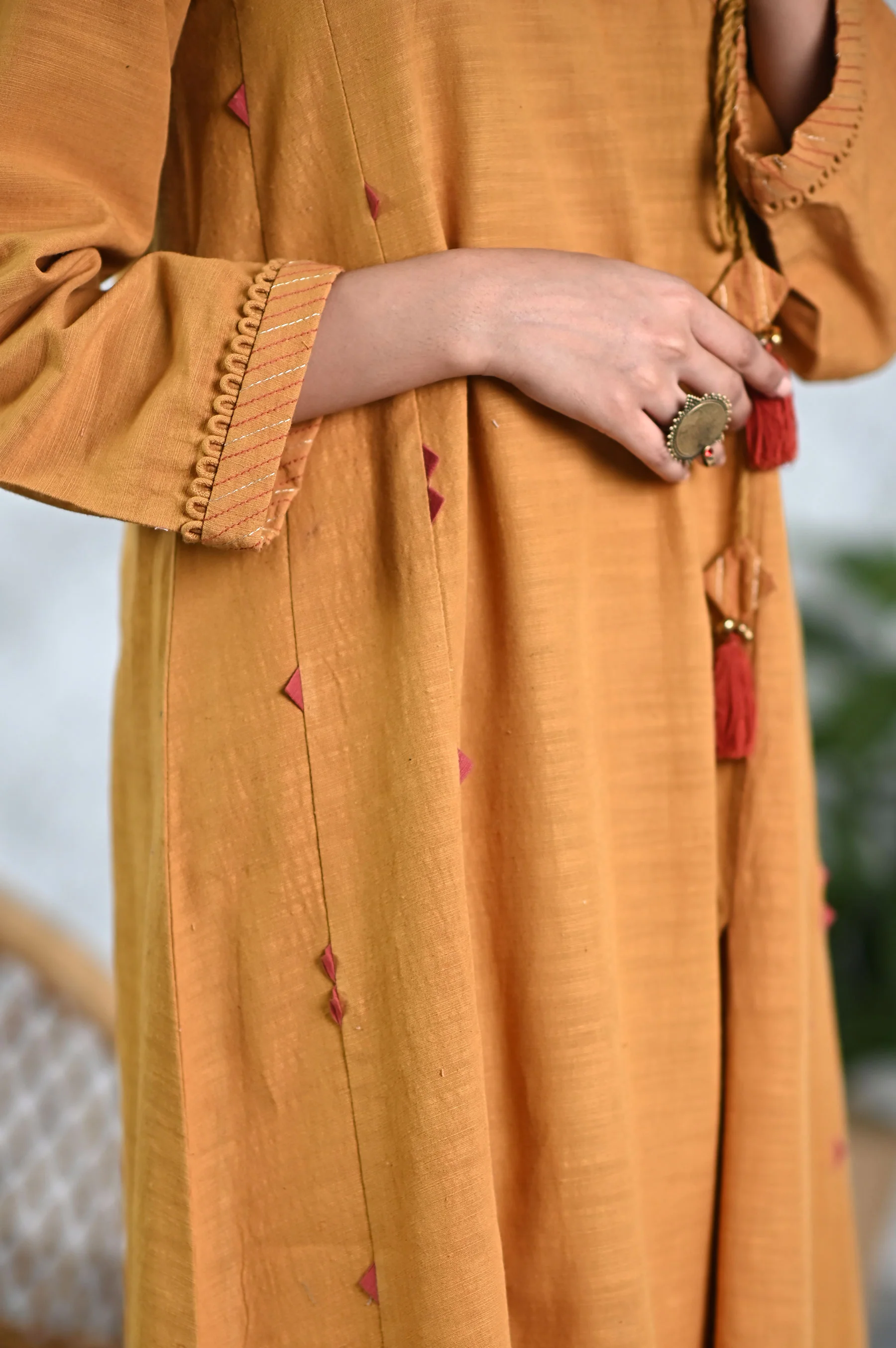 Stitched 2Pc Embellished Khaddar Shirt & Bottom - Image 5