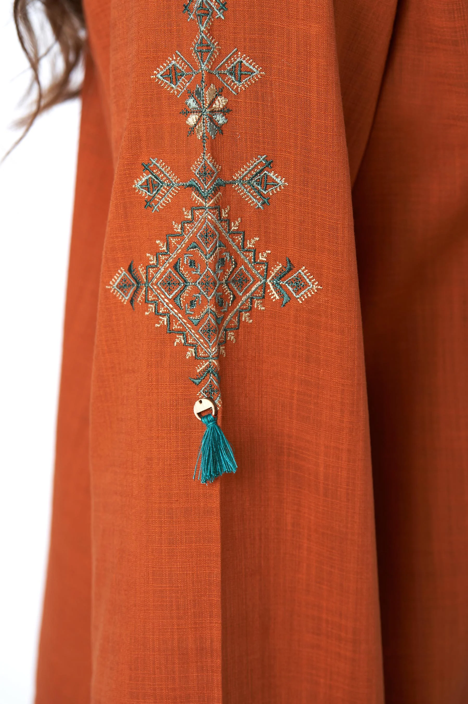 Stitched 2 Piece Embroidered Cotton Slub Suit - Image 6