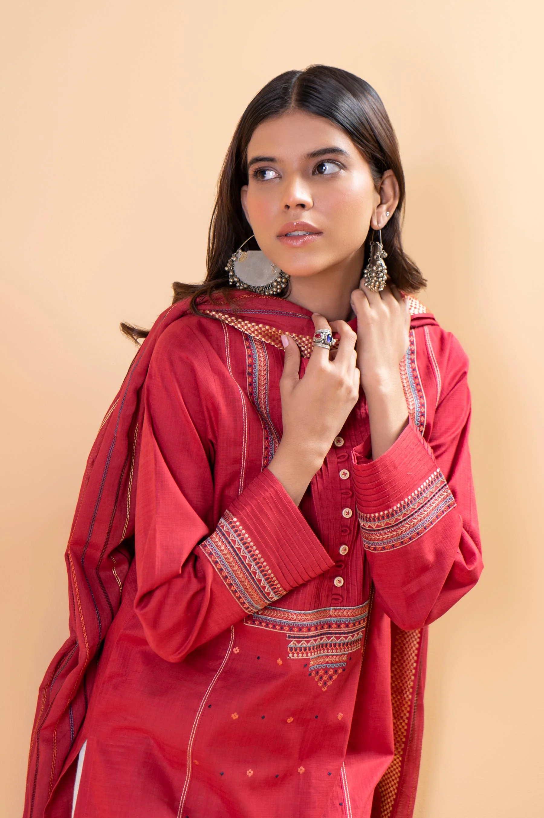 Stitched 2 Piece Embroidered Cotton Slub Shirt With Dupatta - Image 5