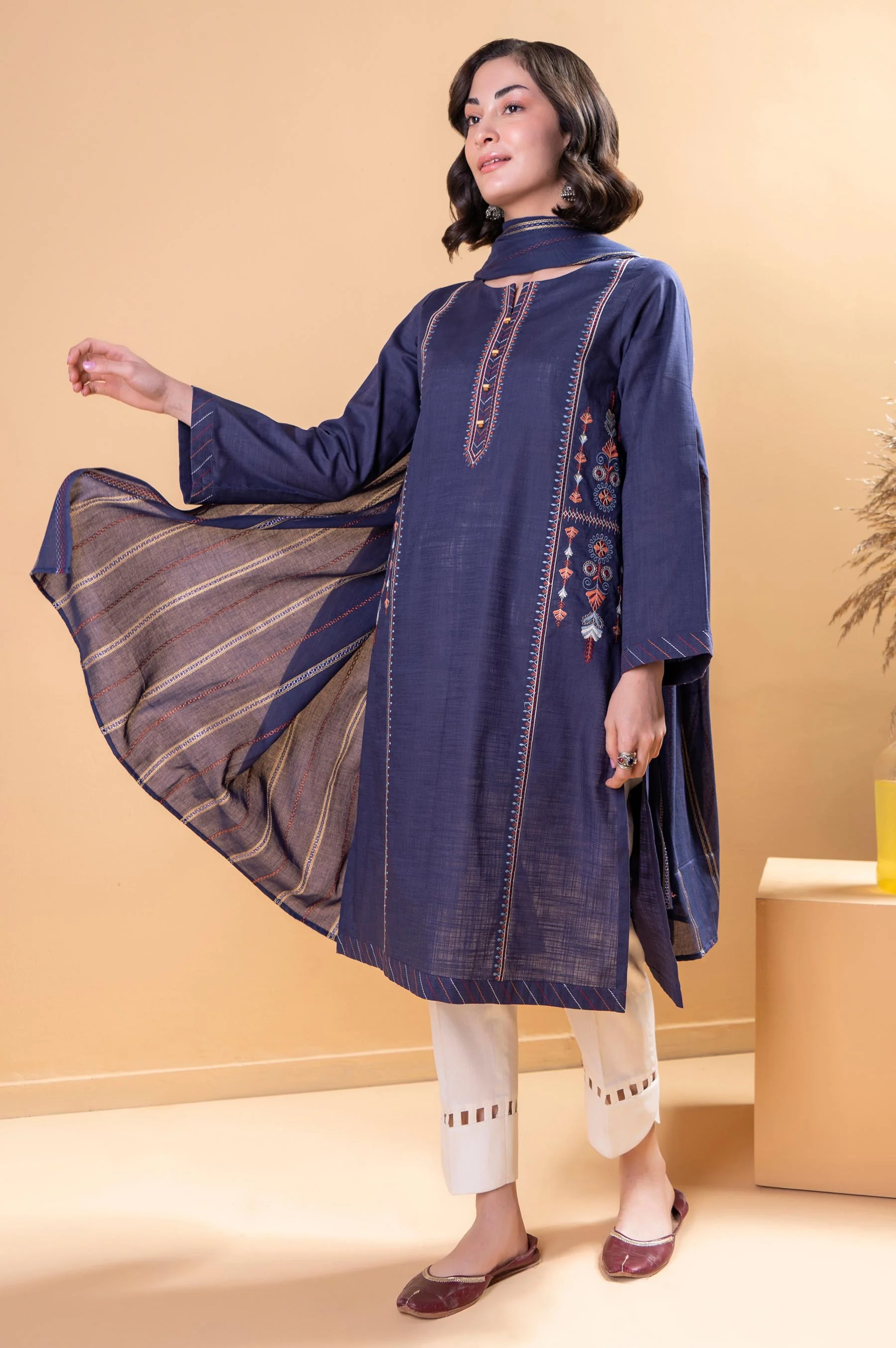 Stitched 2 Piece Embroidered Cotton Slub Shirt With Dupatta - Image 5