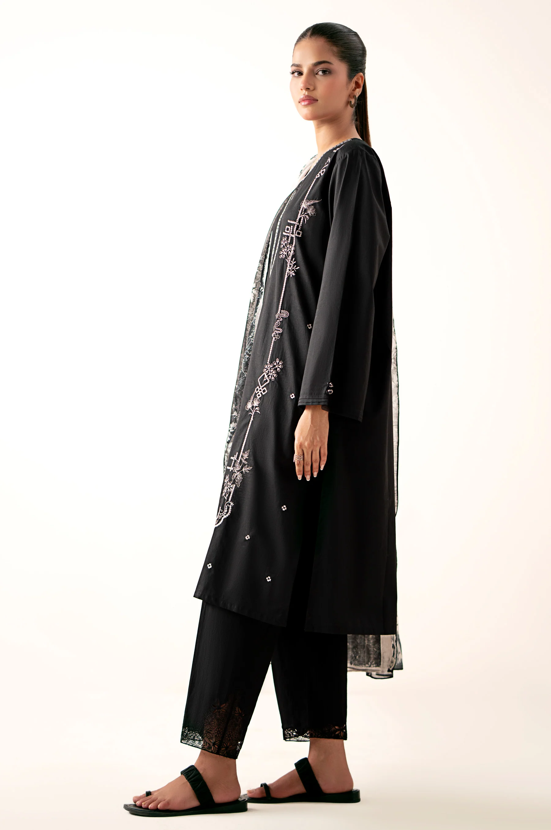 Stitched 2 Piece Embroidered Cambric Shirt With Monar Dupatta - Image 5