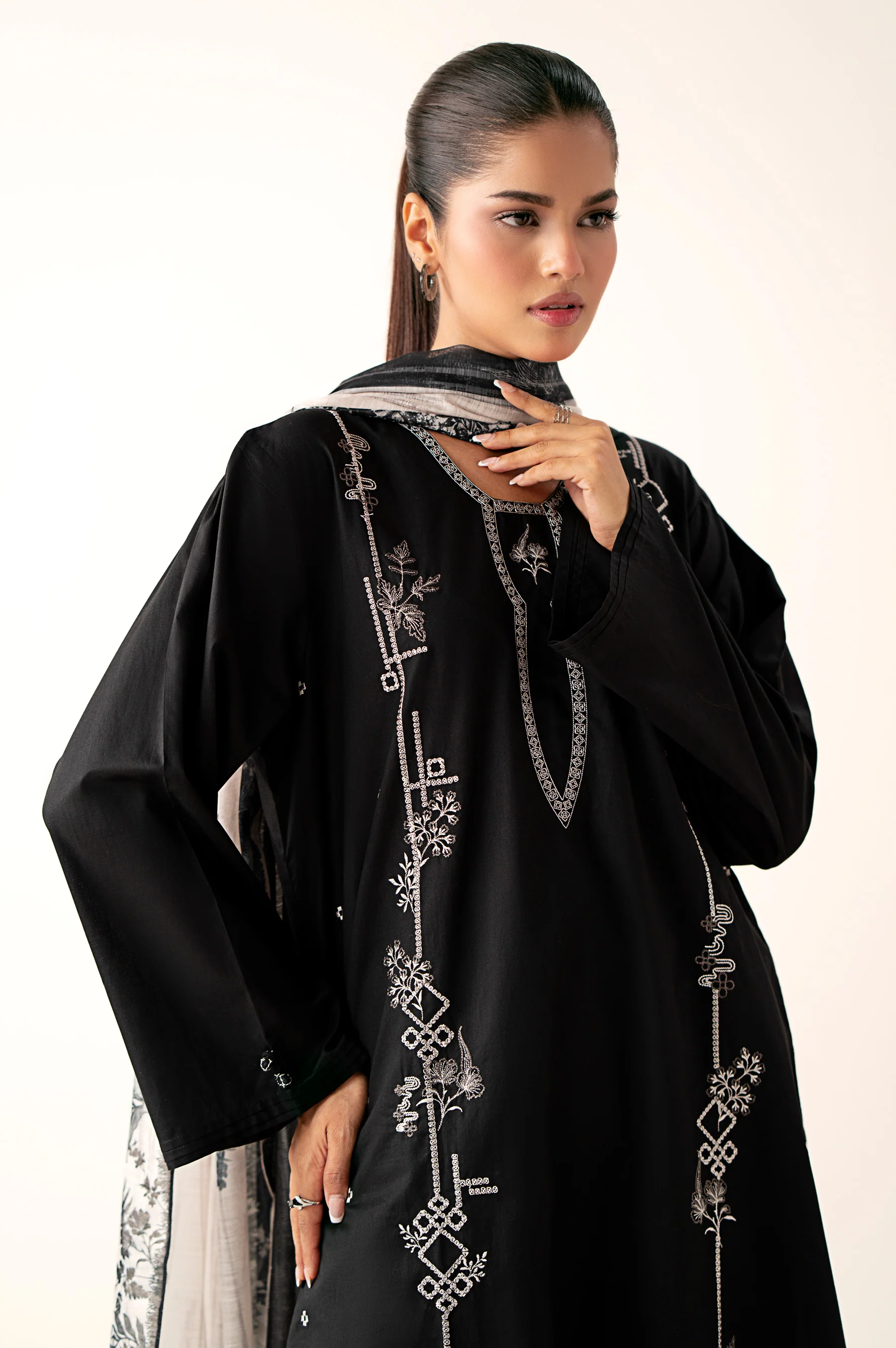 Stitched 2 Piece Embroidered Cambric Shirt With Monar Dupatta - Image 6