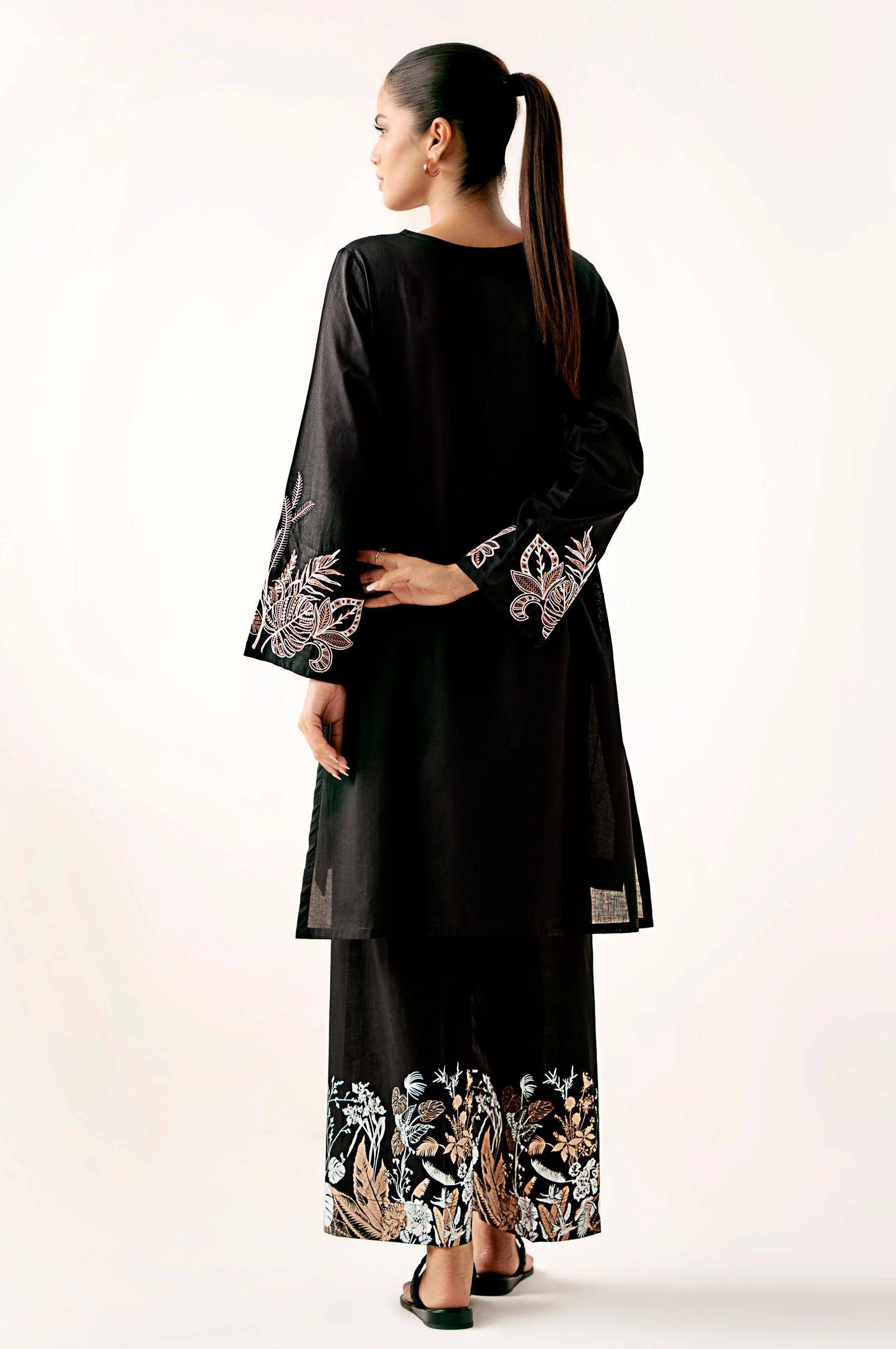 Stitched 2 Piece Embroidered Cambric Suit - Image 6