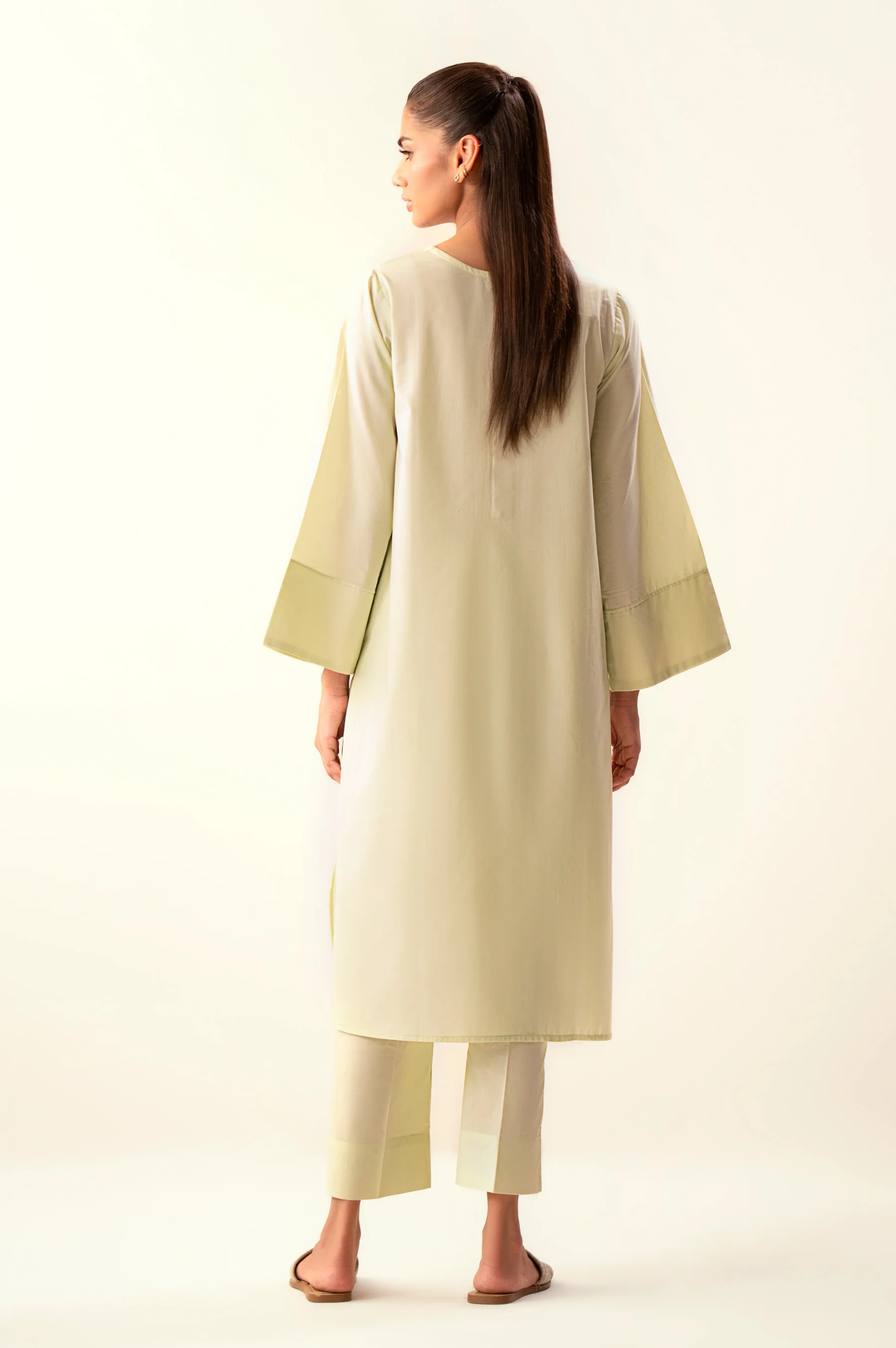 EMBROIDERED SUIT - Image 4