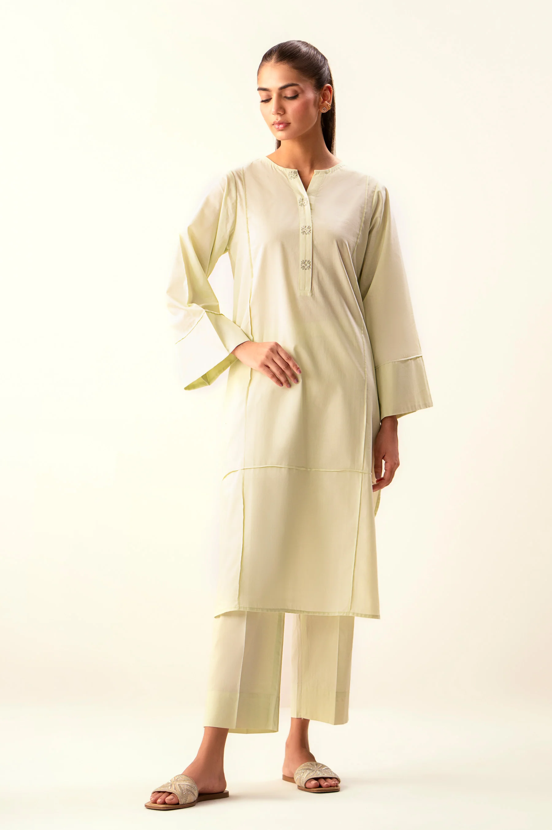 EMBROIDERED SUIT - Image 5