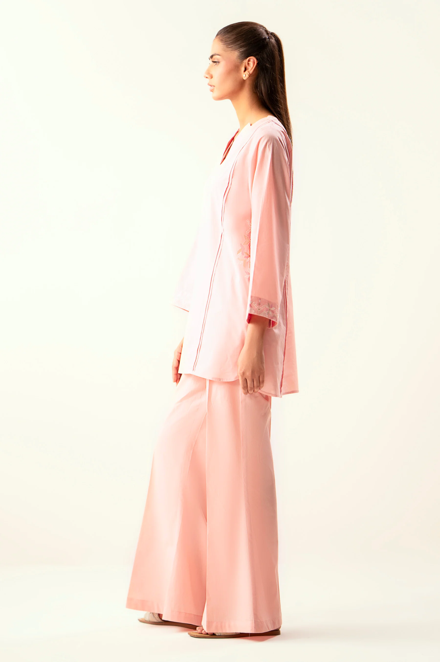 EMBROIDERED SUIT - Image 5