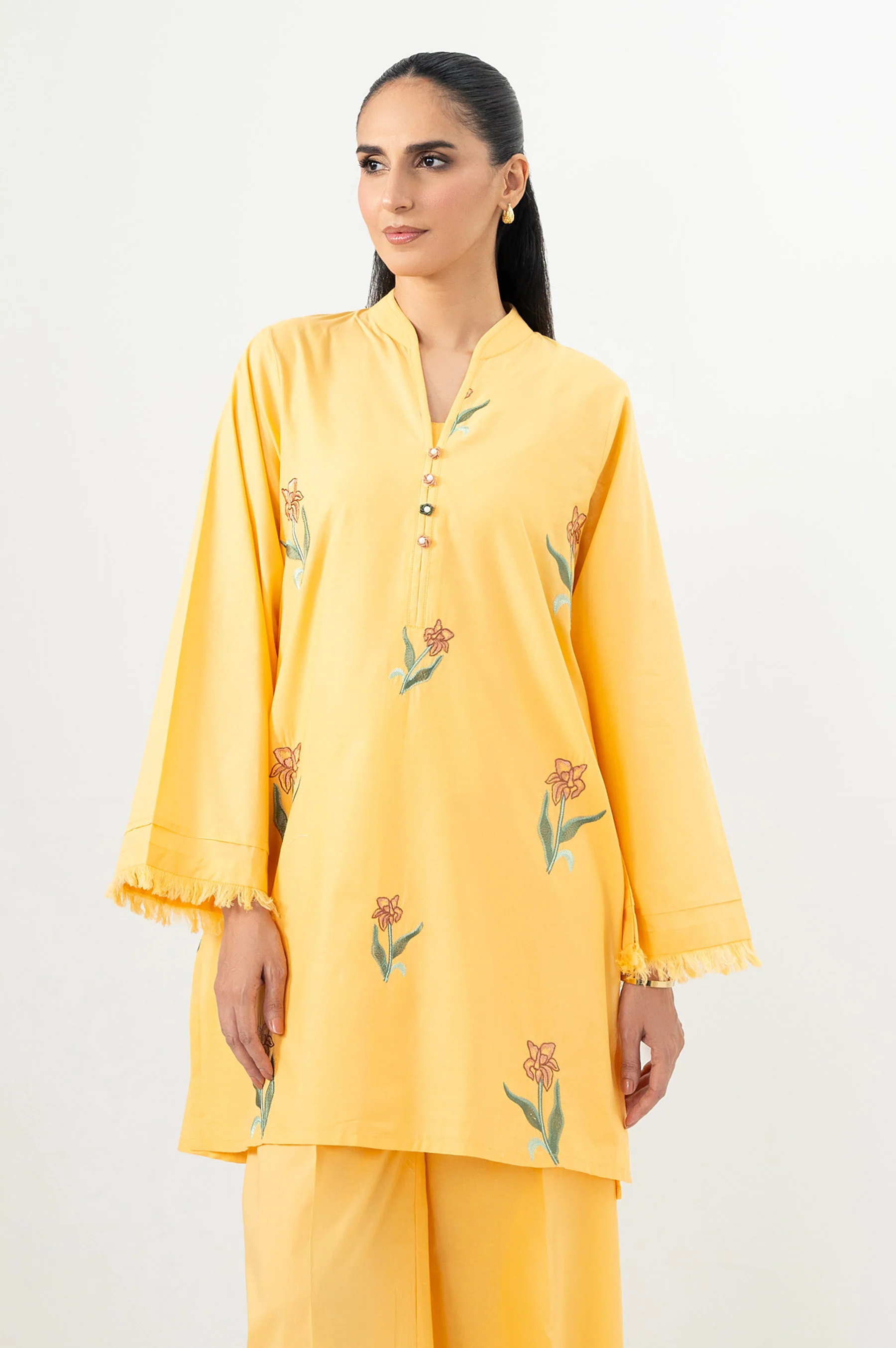 EMBROIDERED SUIT - Image 3